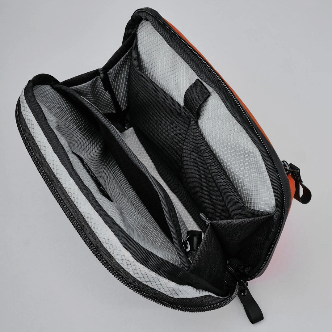 Elements Tech Case Mini