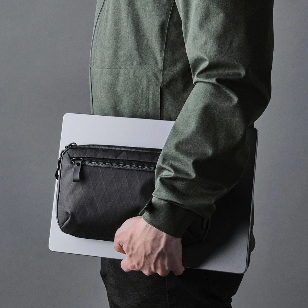 Elements Tech Case Mini