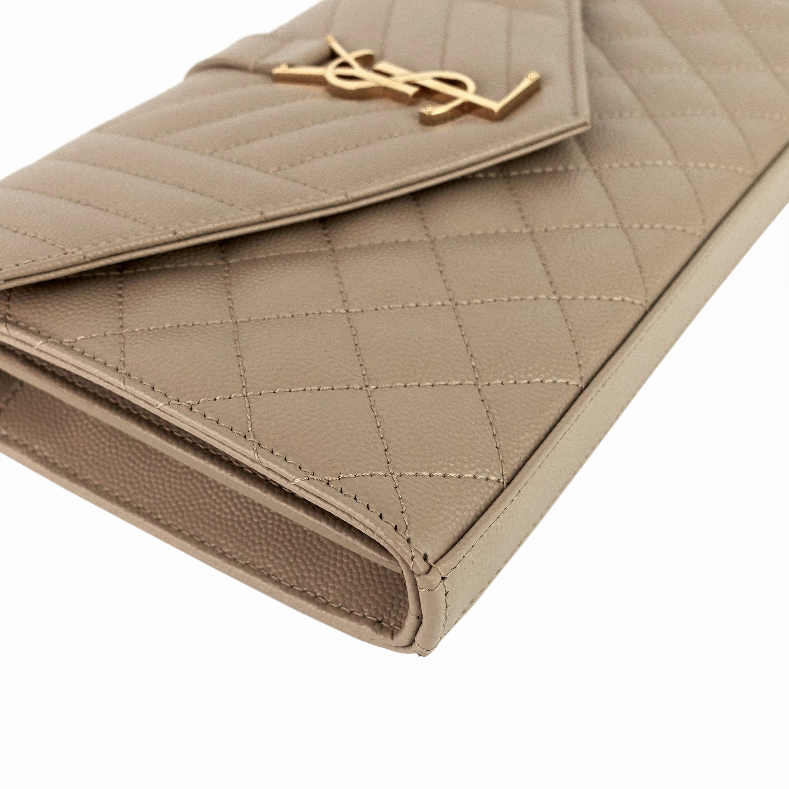 Envelope Matelass Grain de Poudre Leather Chain Wallet Bag