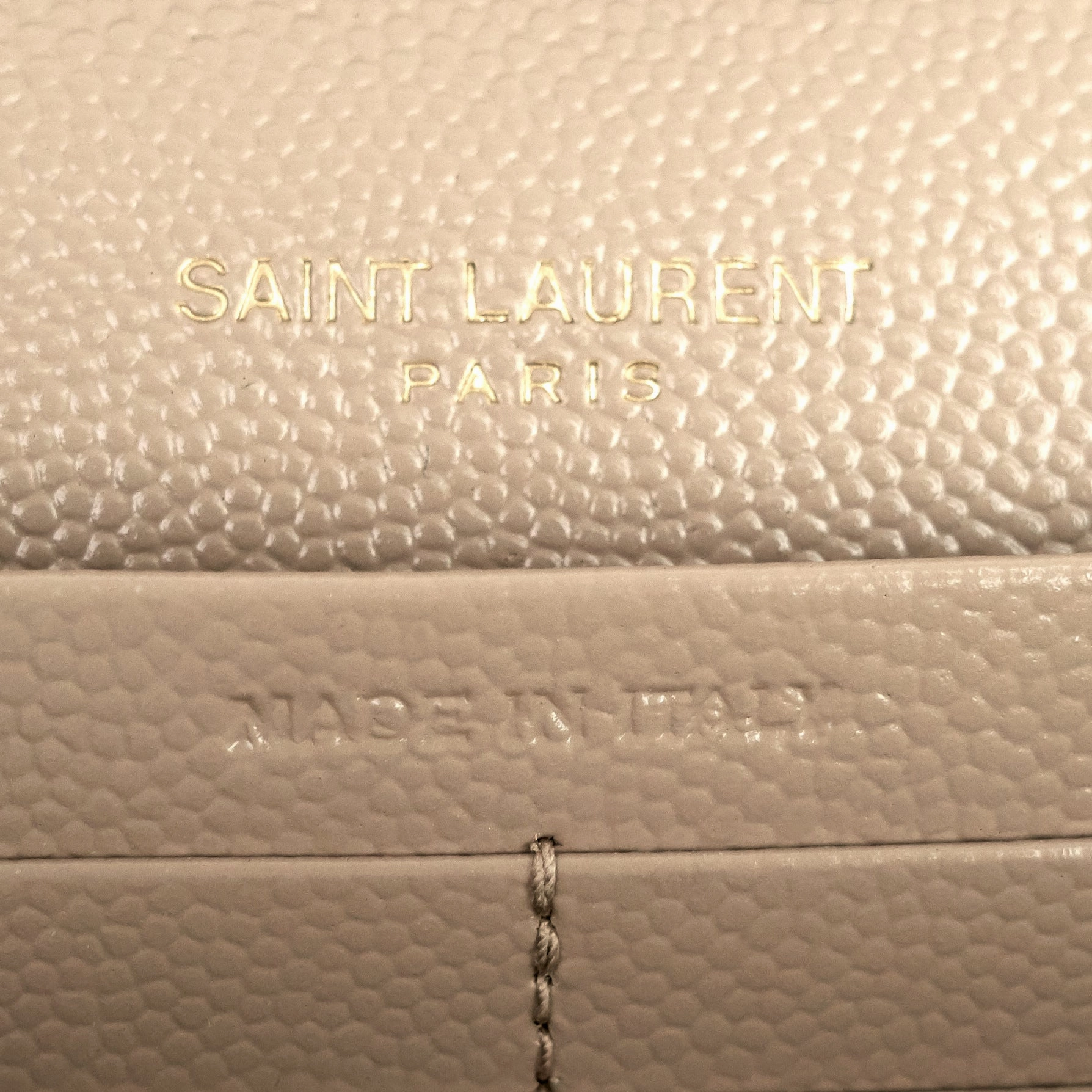 Envelope Matelass Grain de Poudre Leather Chain Wallet Bag