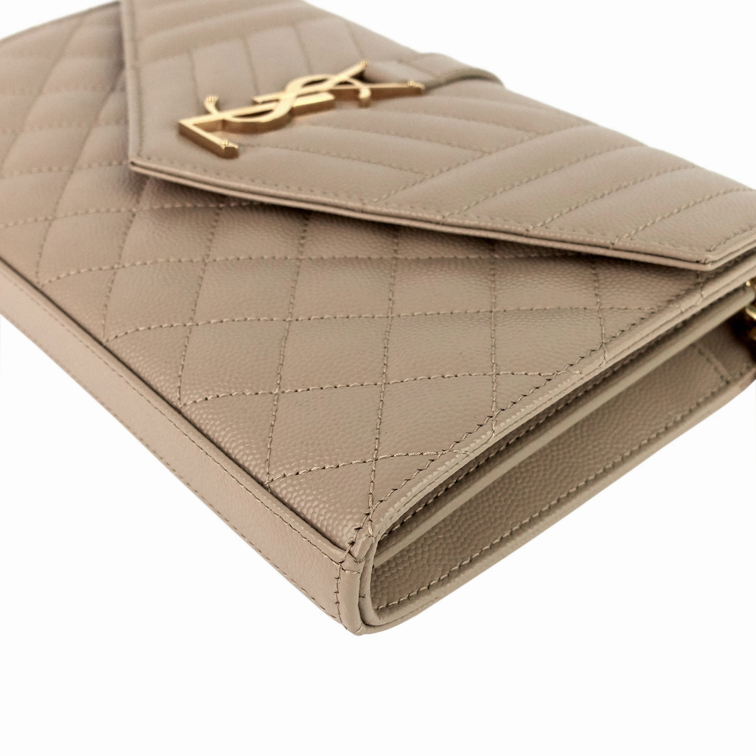 Envelope Matelass Grain de Poudre Leather Chain Wallet Bag