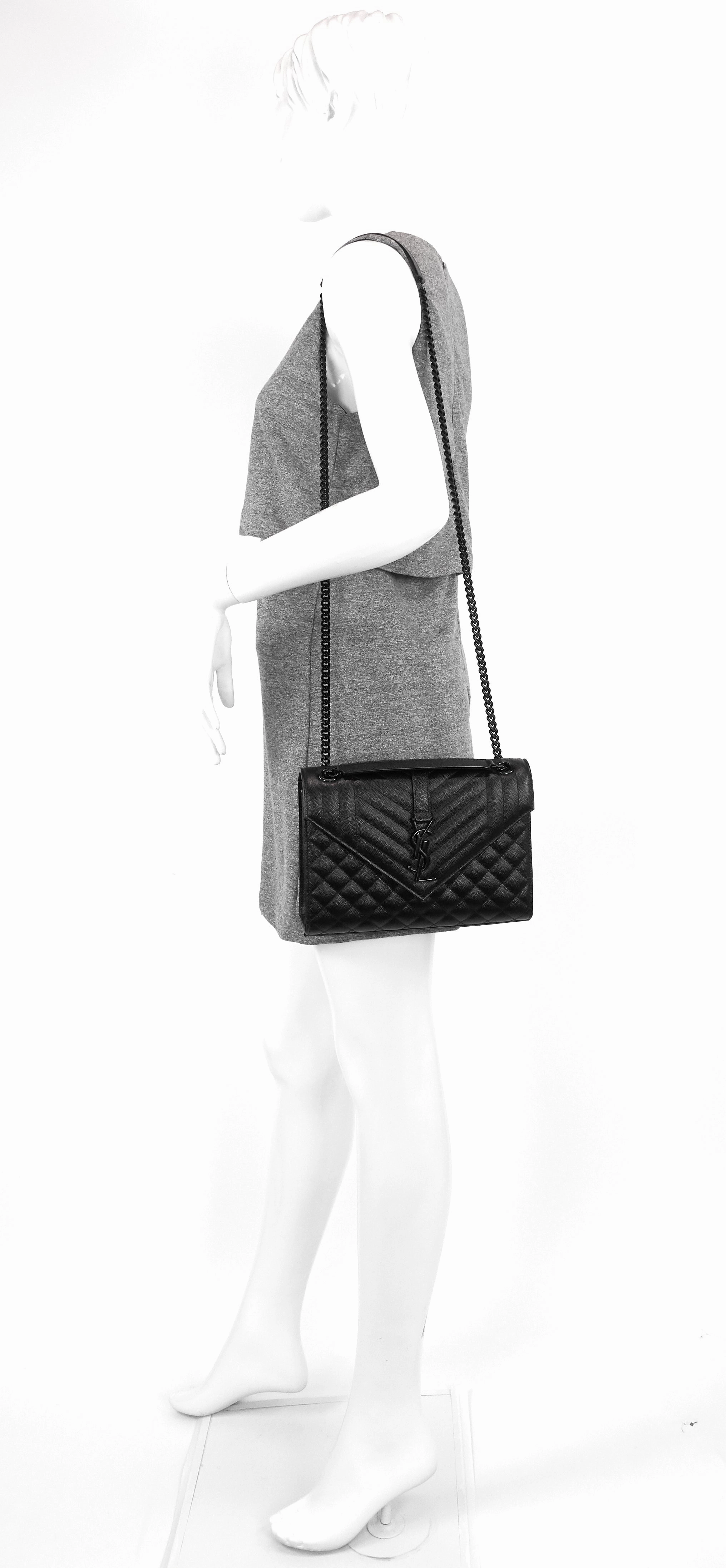Envelope Medium Grain de Poudre Matelass Calfskin Shoulder Bag