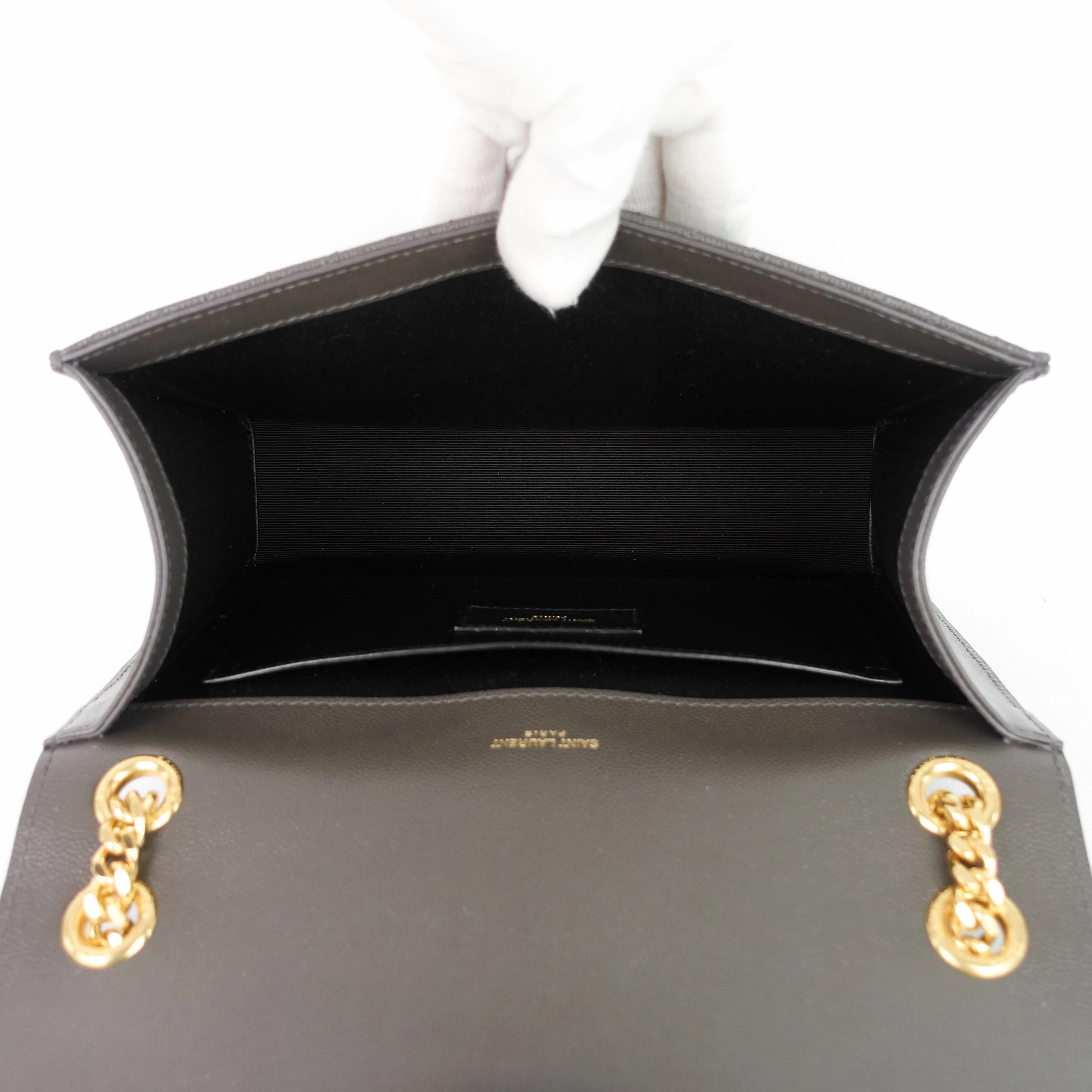 Envelope Medium Grain de Poudre Matelass Calfskin Shoulder Bag