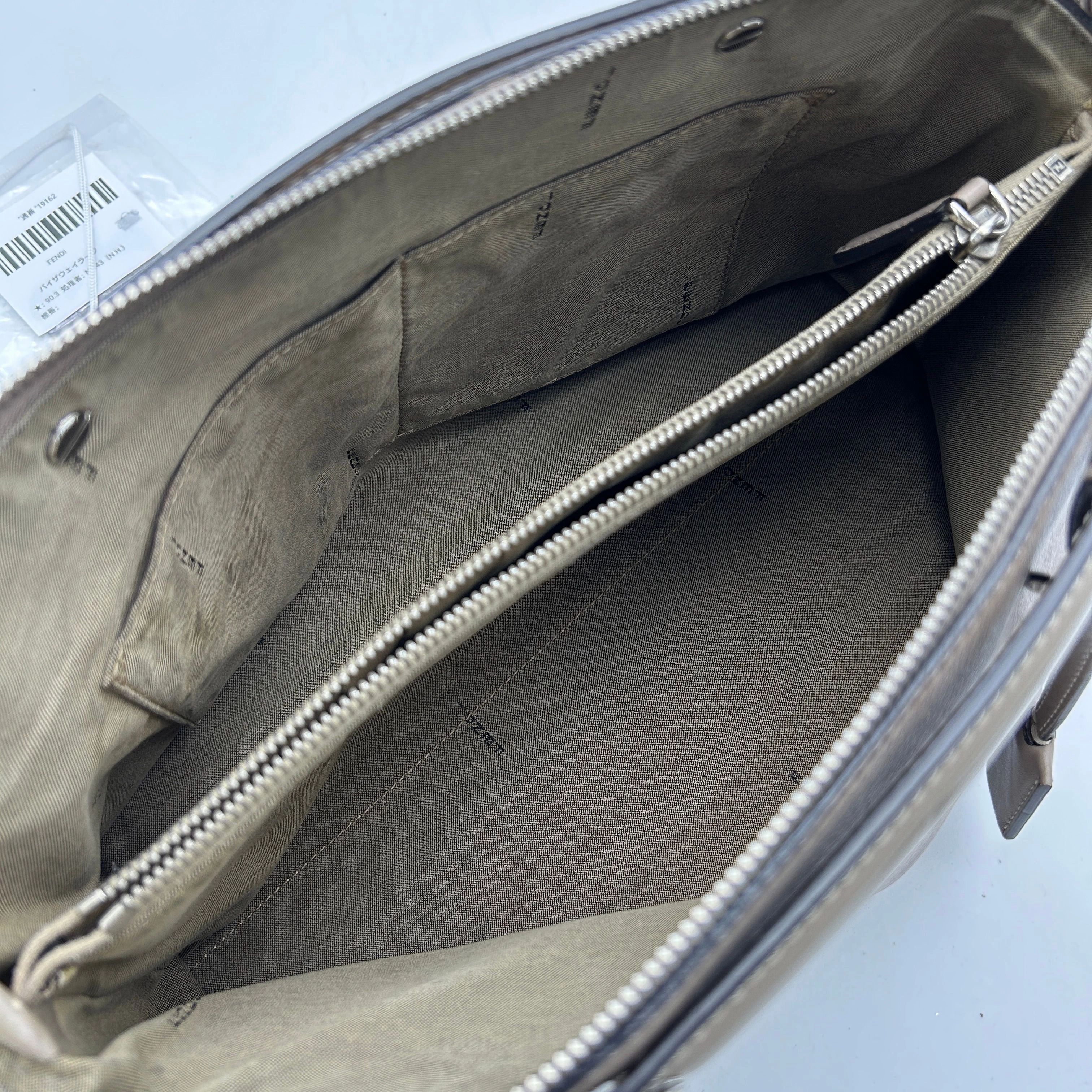 Fendi Brown Leather Shoulder Bag LA19162