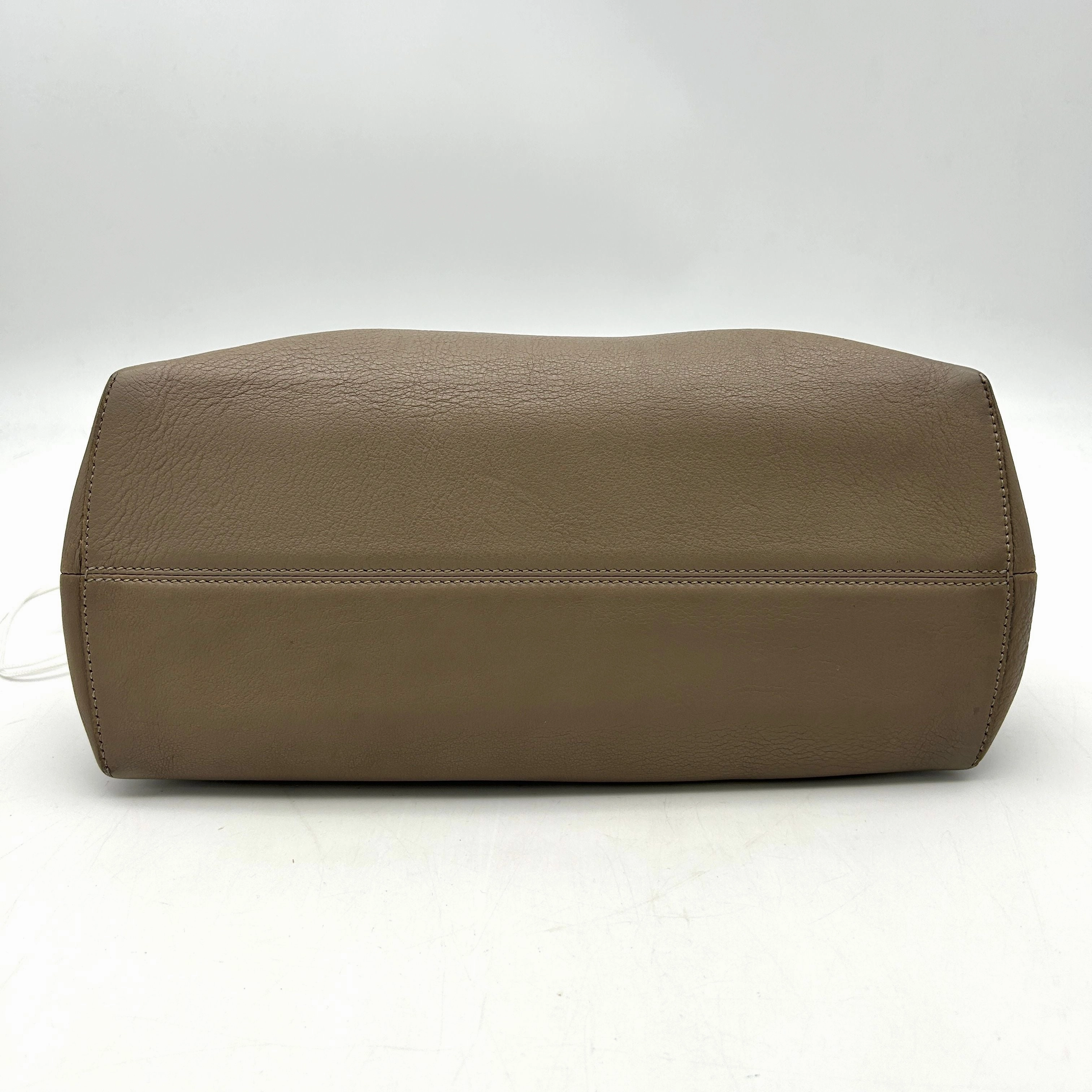 Fendi Brown Leather Shoulder Bag LA19162
