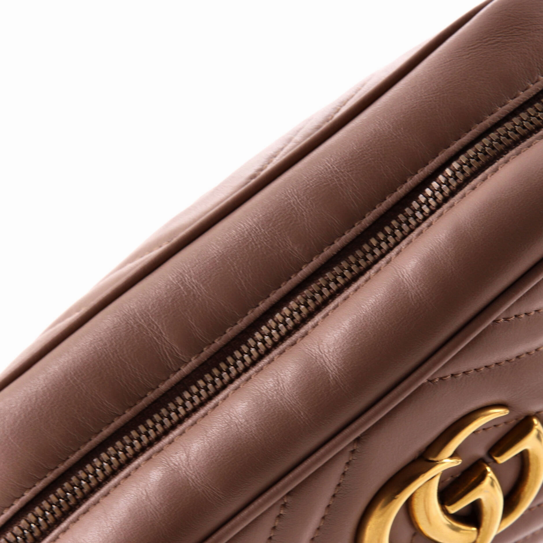 GG Marmont Shoulder Bag Matelasse Leather Small