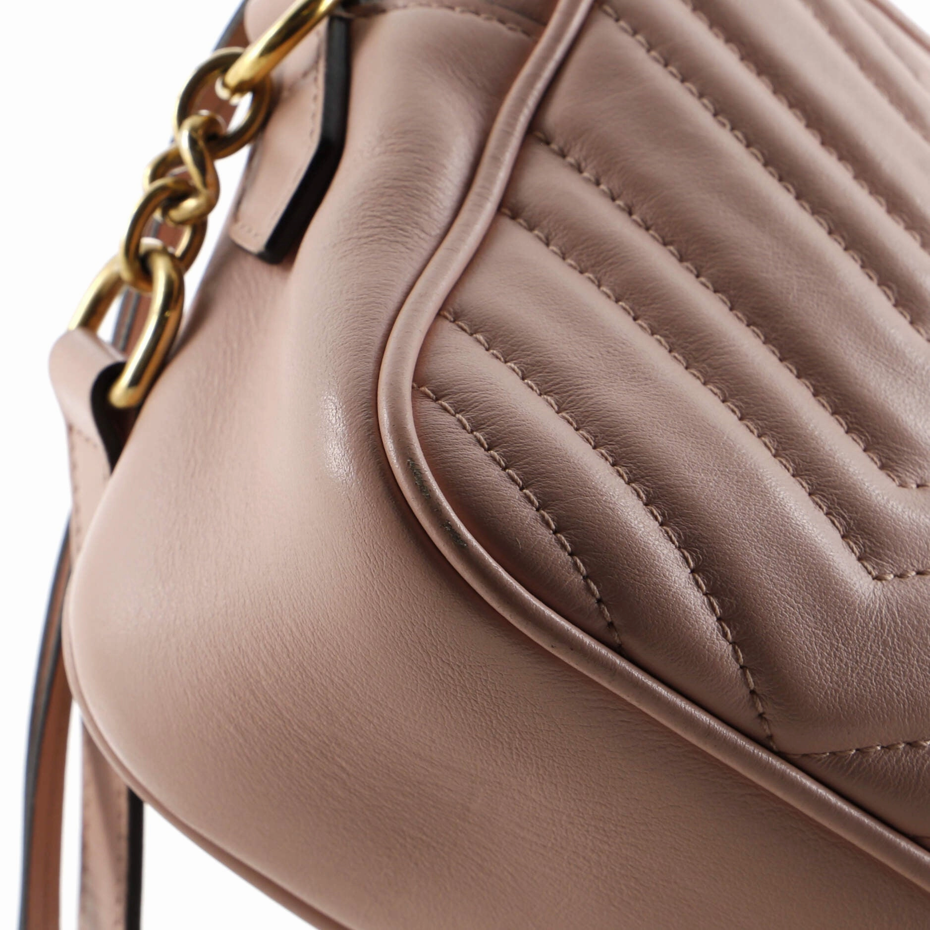 GG Marmont Shoulder Bag Matelasse Leather Small