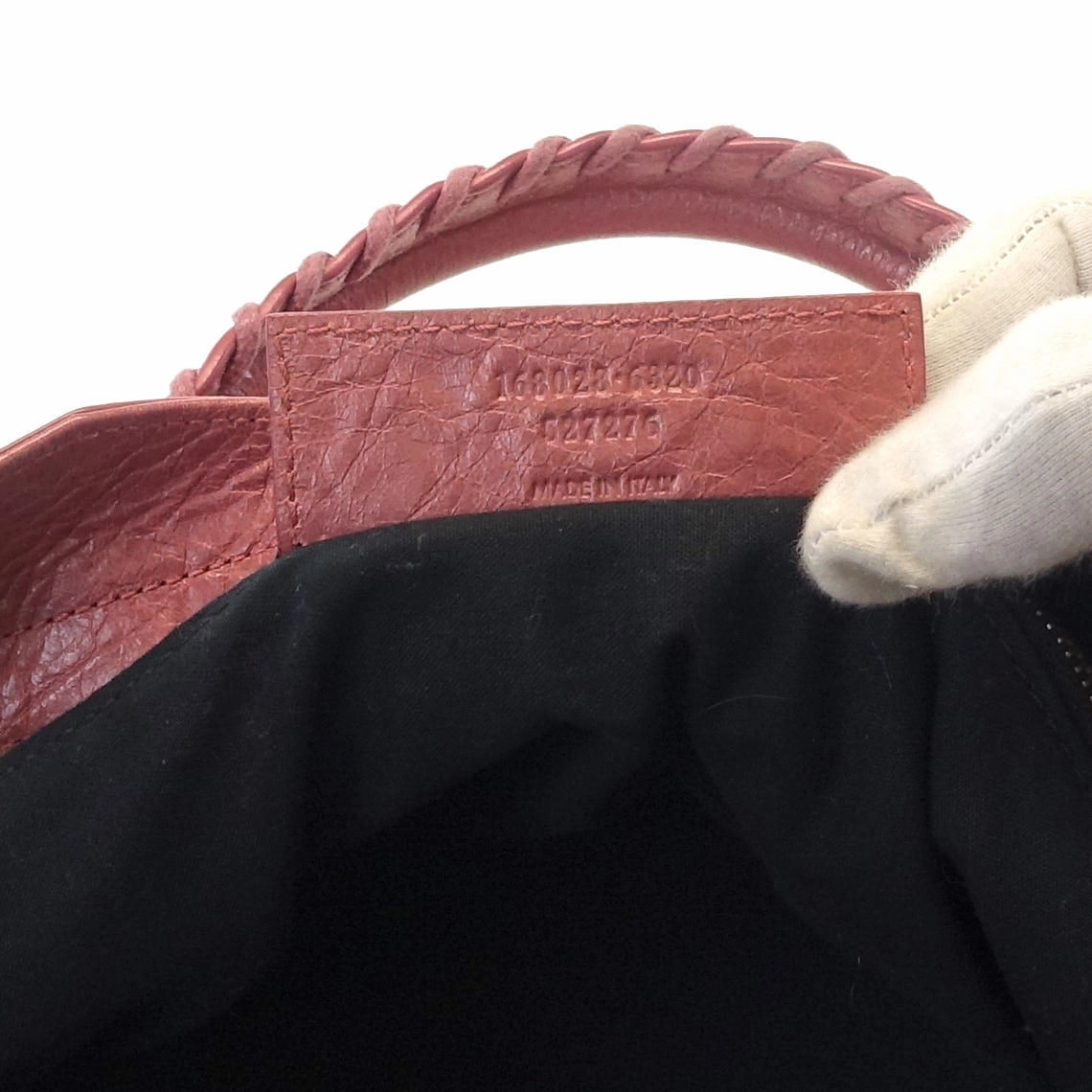 Giant 12 Agneau Leather City Bag
