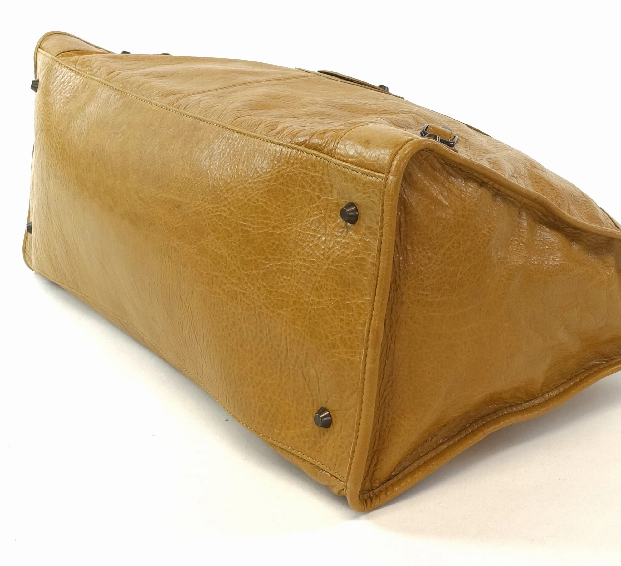 Giant 12 Agneau Leather City Bag