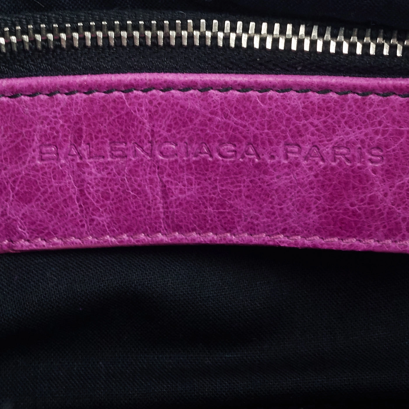 Giant 12 Chic Agneau Leather Bag