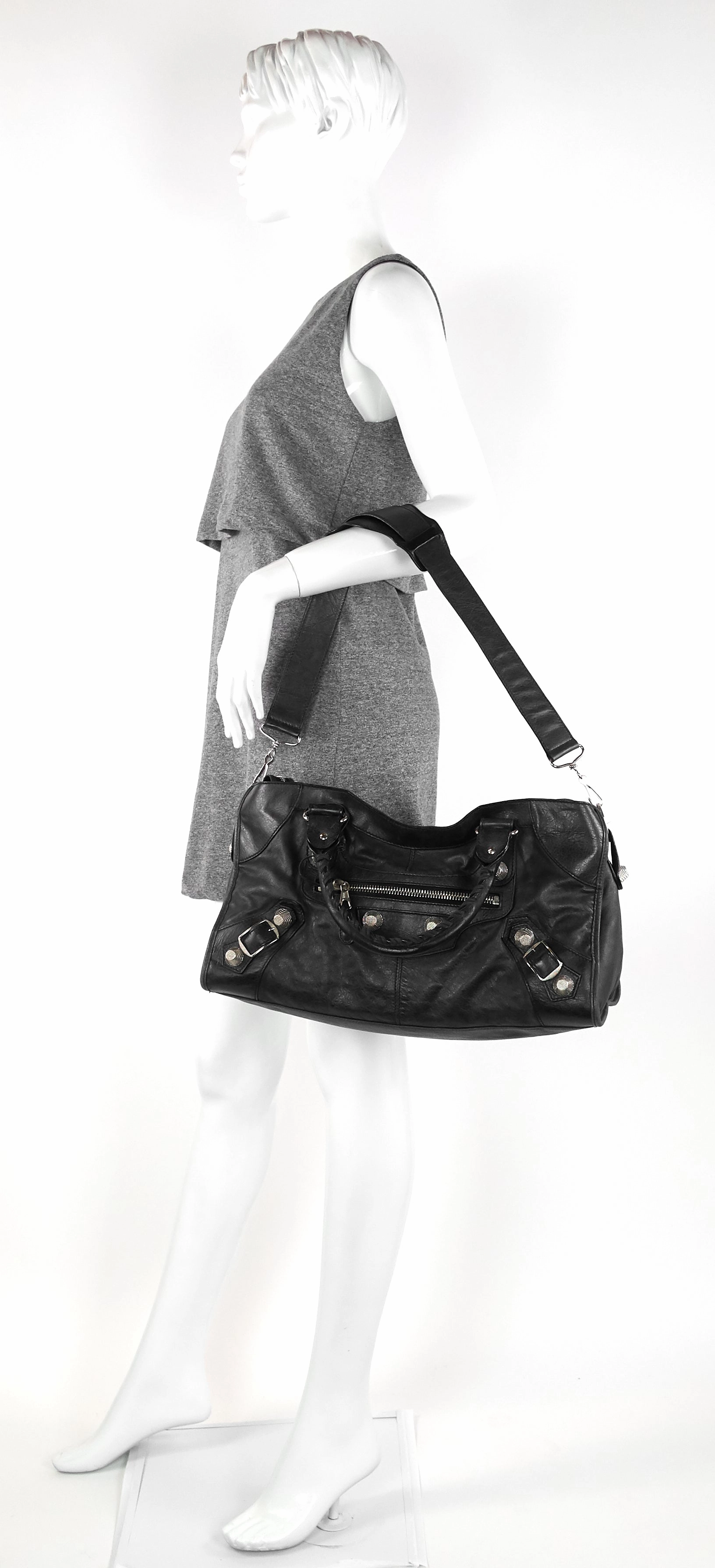 Giant 12 City Agneau Leather Handbag