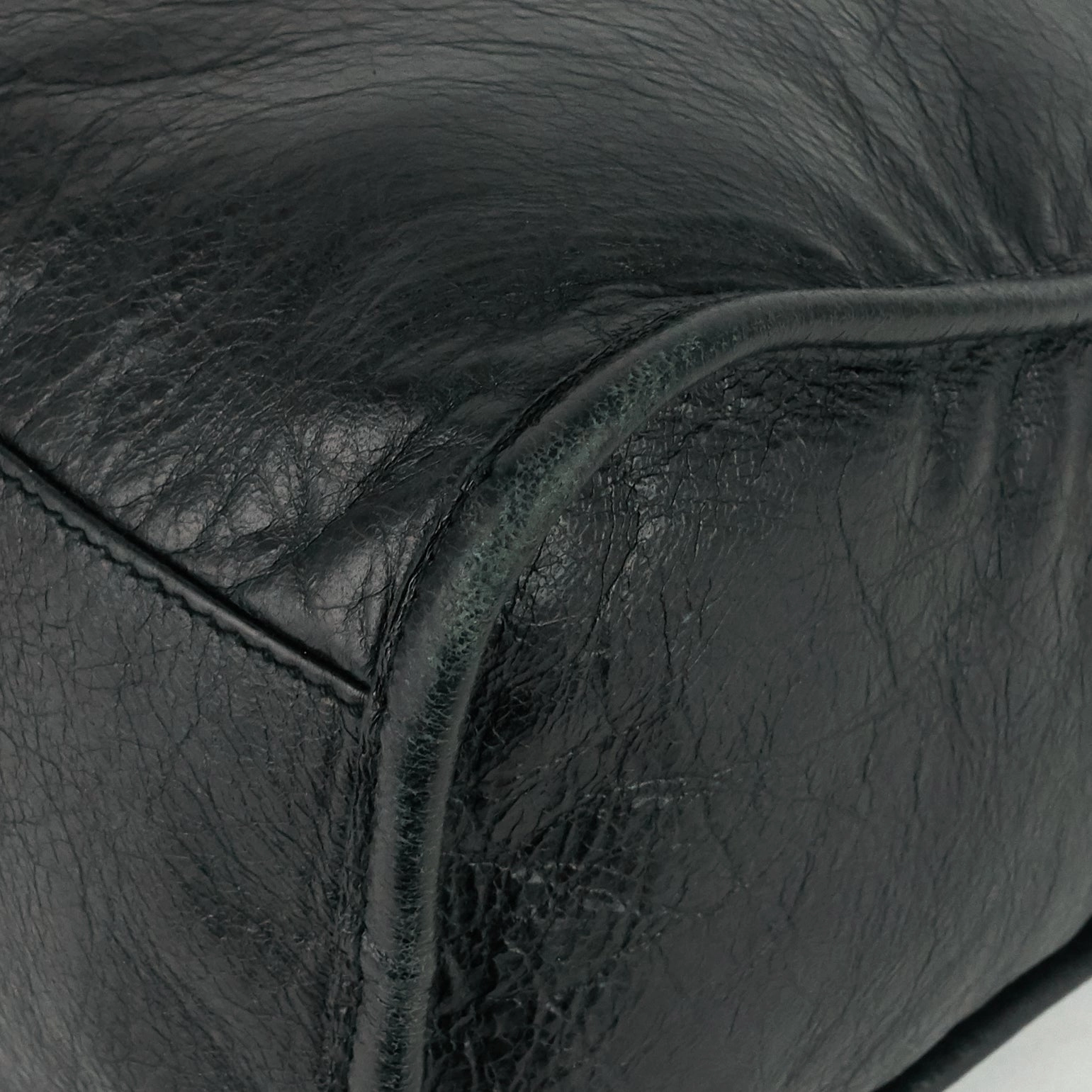 Giant City Agneau Leather Bag