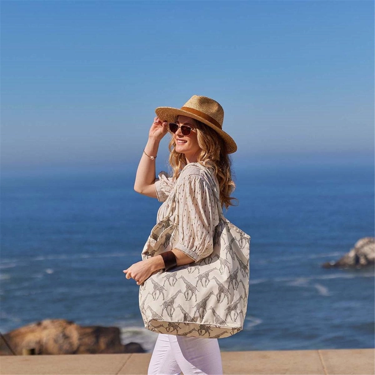 Giraffe Bucket Bag