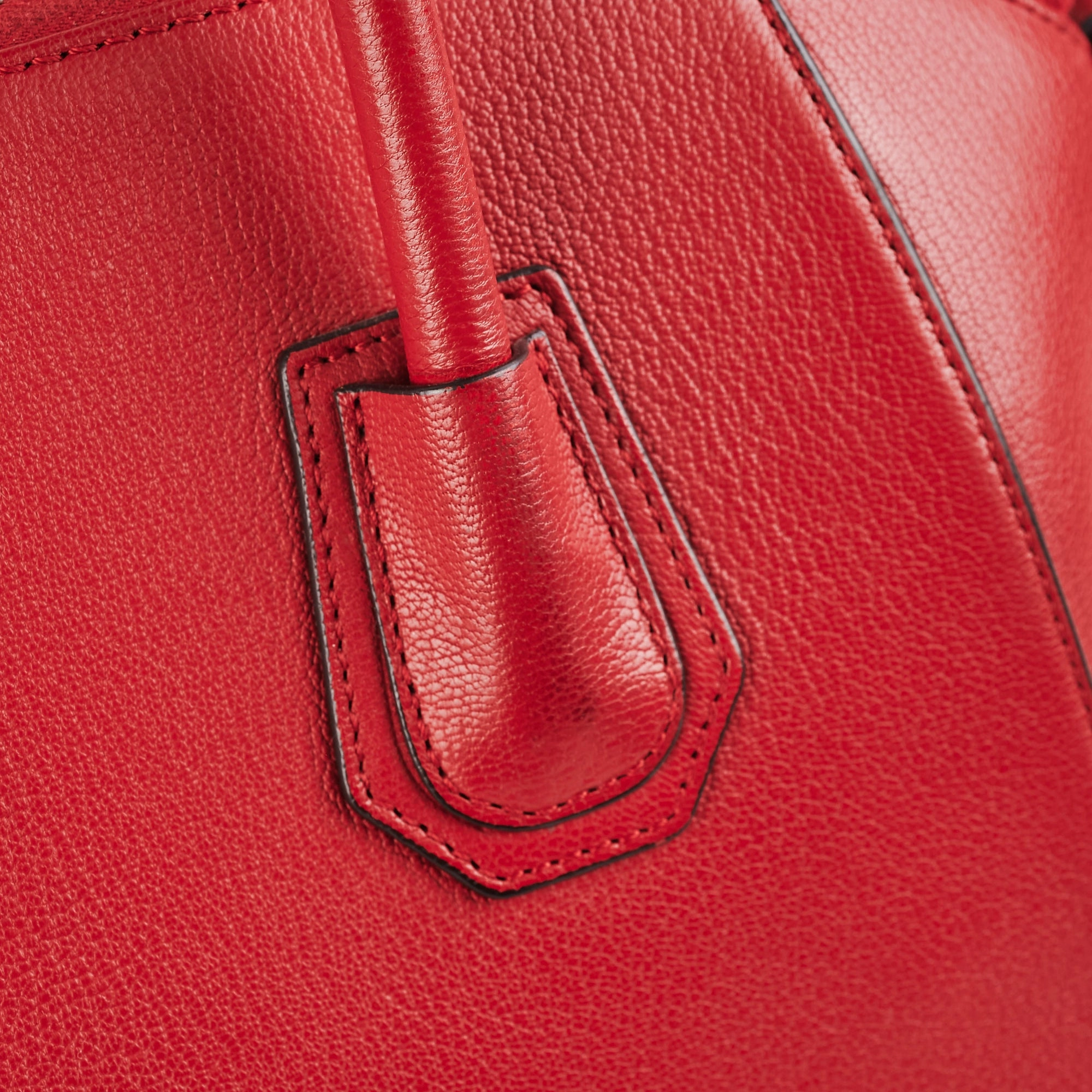 Givenchy Small Anitgiona Red