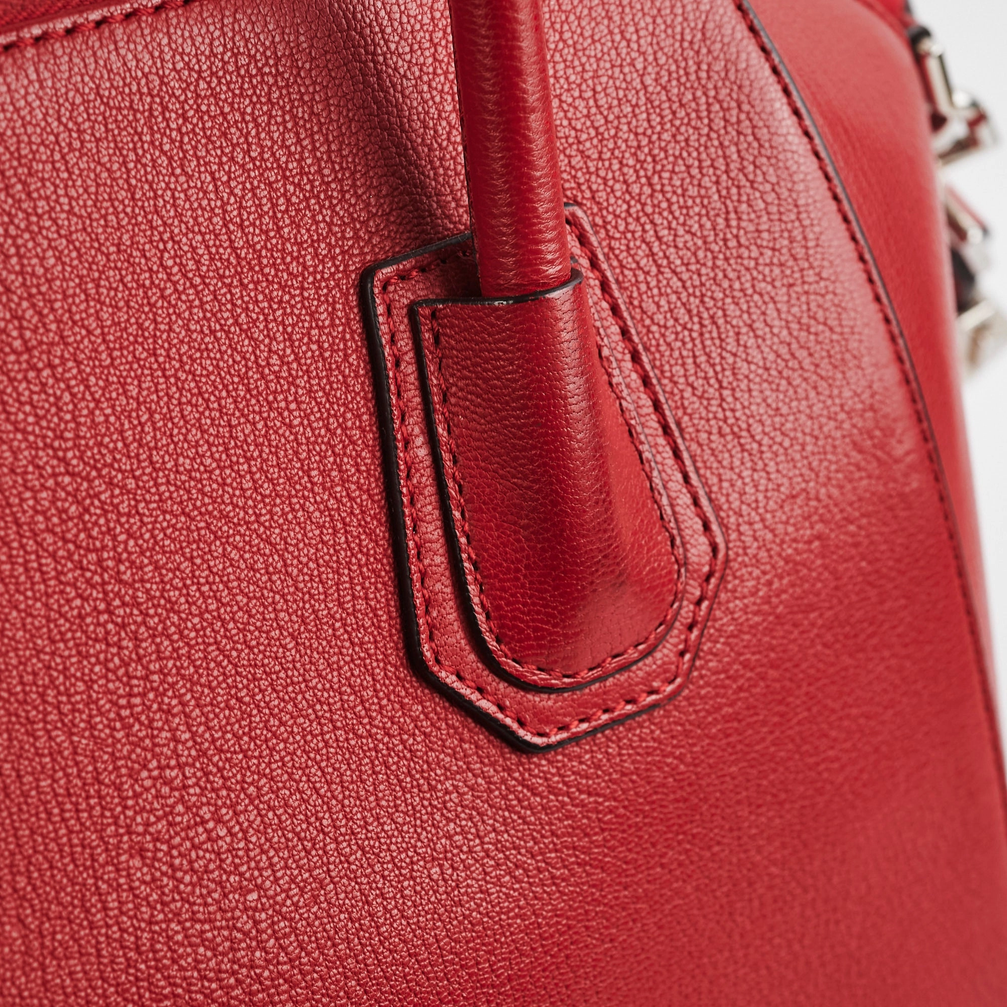 Givenchy Small Anitgiona Red