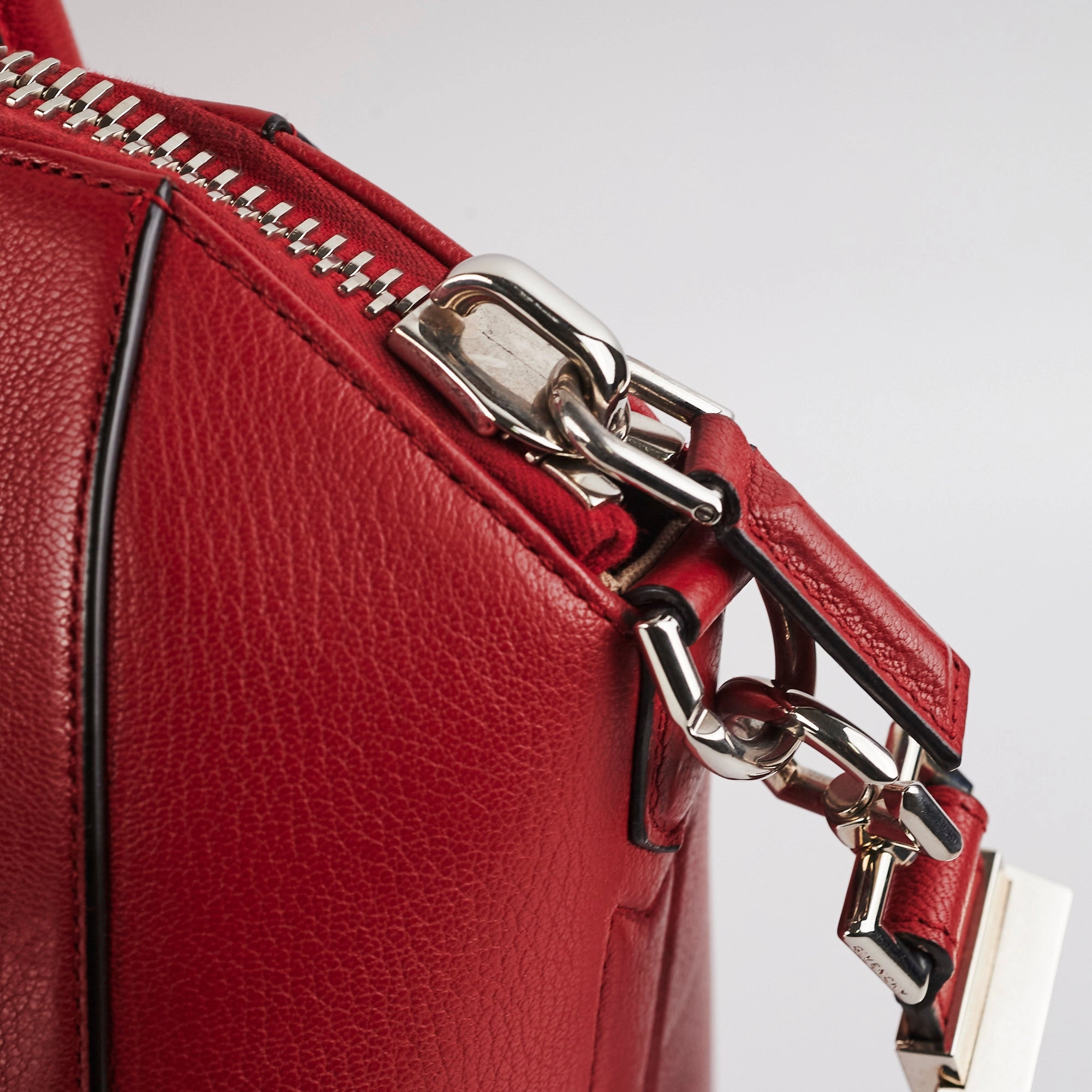 Givenchy Small Anitgiona Red