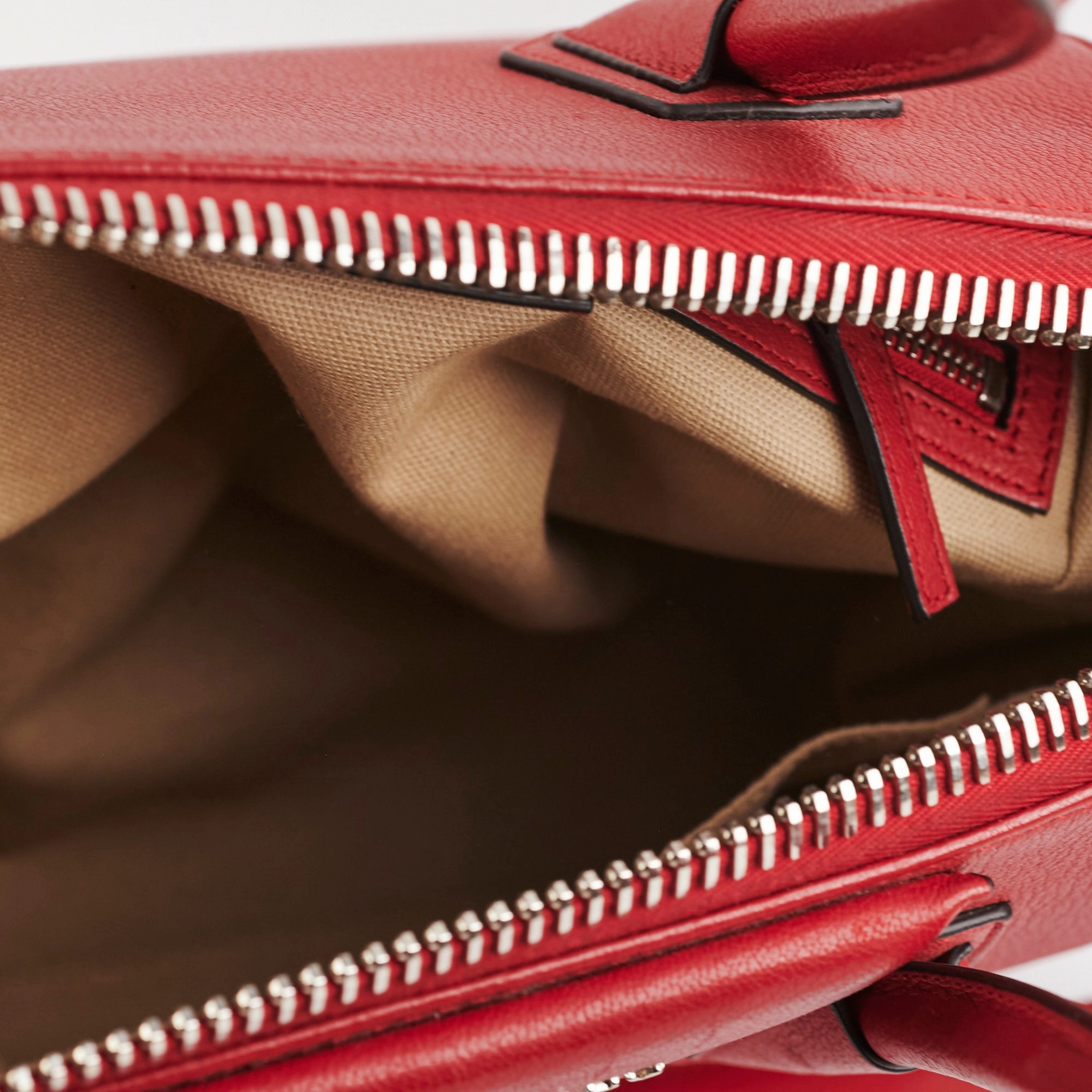 Givenchy Small Anitgiona Red
