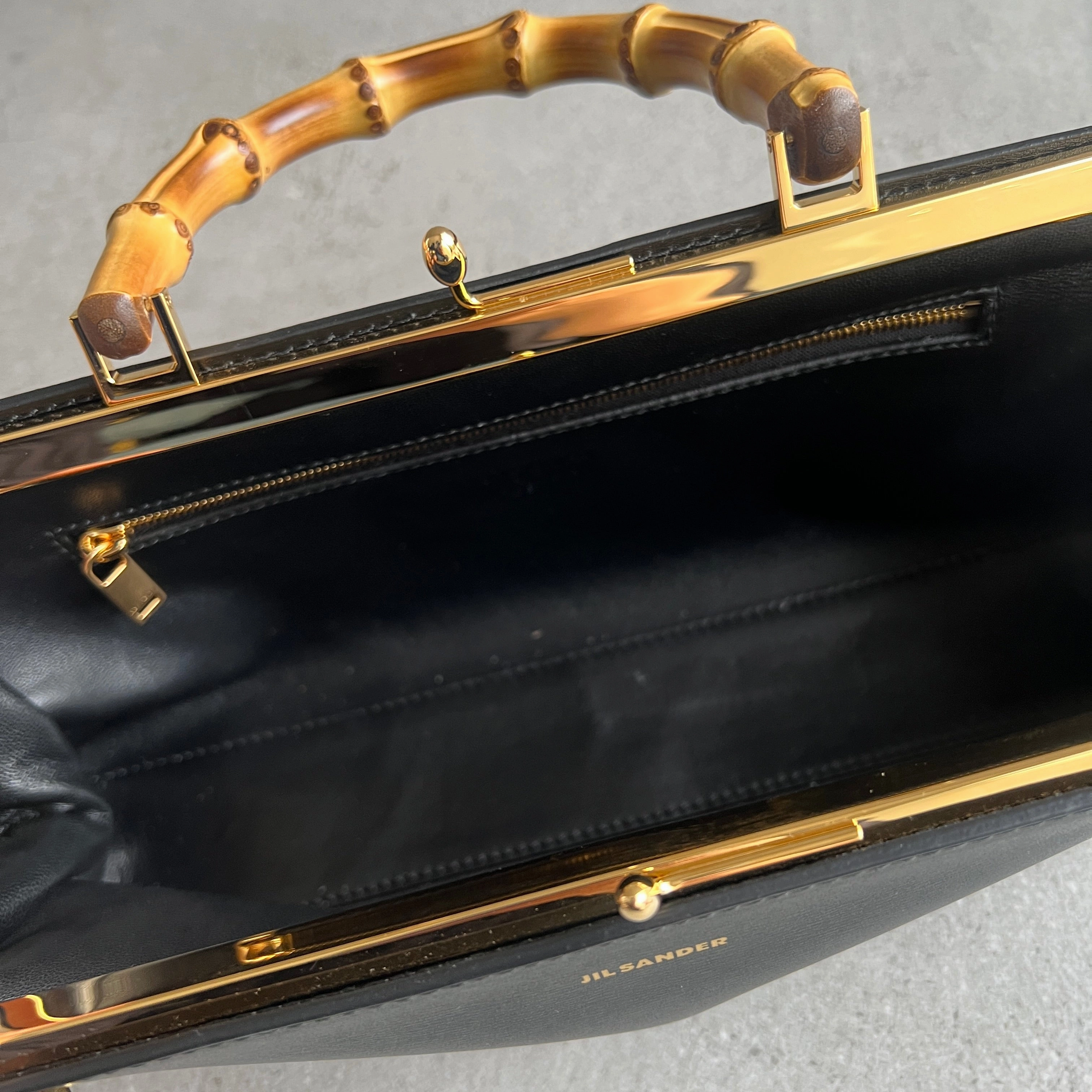Goji Bamboo with Strap, Black
