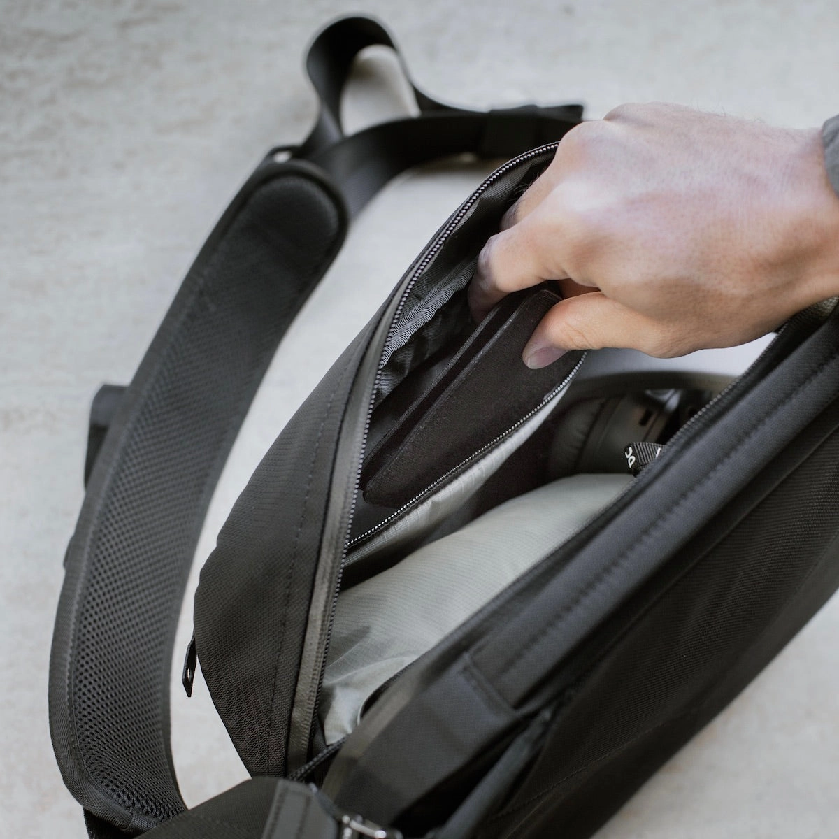 Grip Sling 9L (SS24)