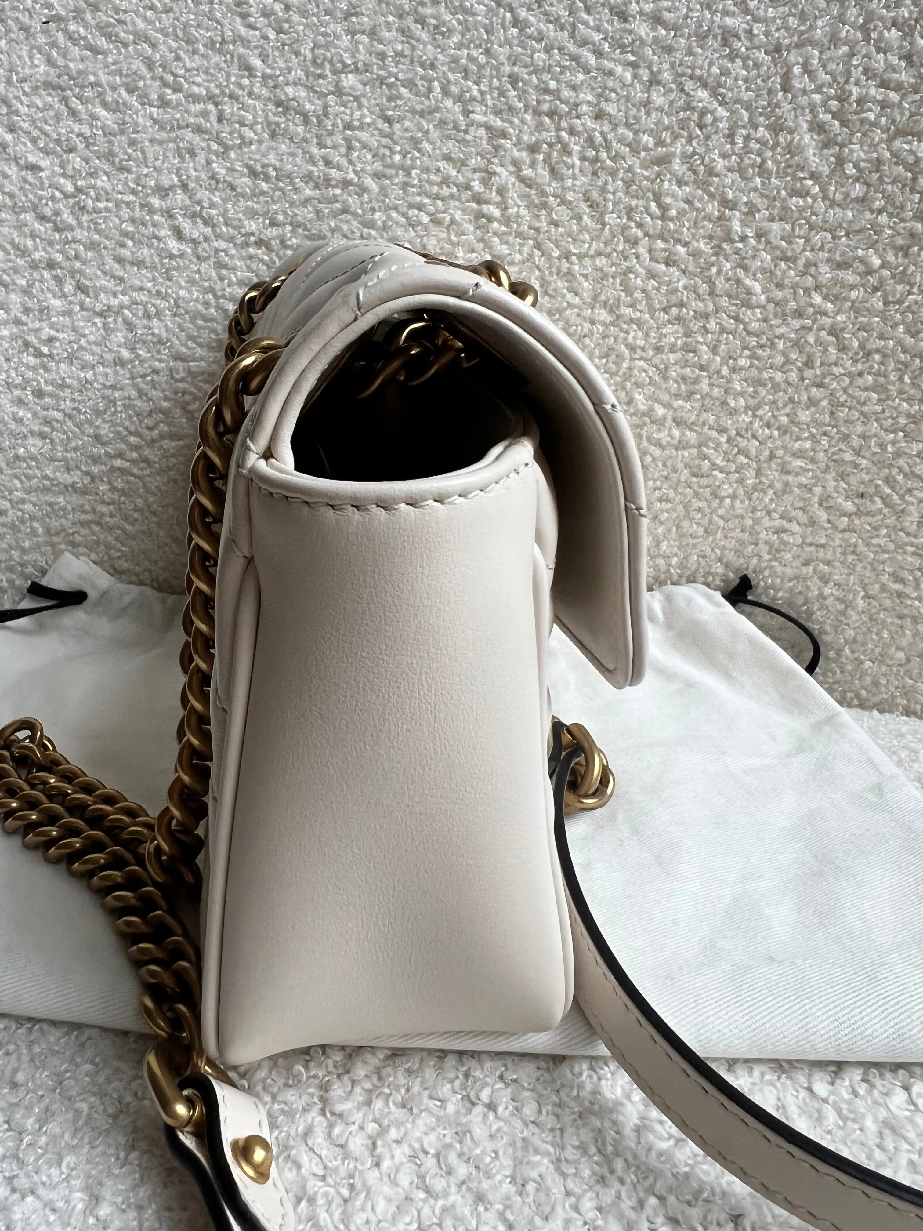 Gucci GG White Marmont Mini Shoulder Bag (RRP ??1,890)