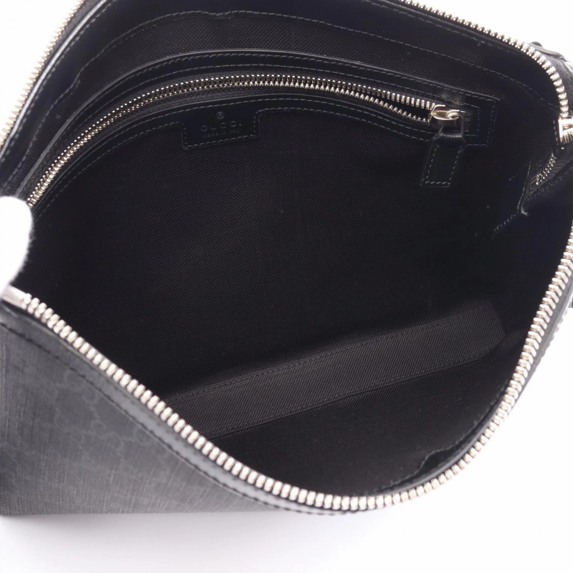 Gucci   Pvc Coated Canvas Leather Shoulder Bag (Pre-Owned)