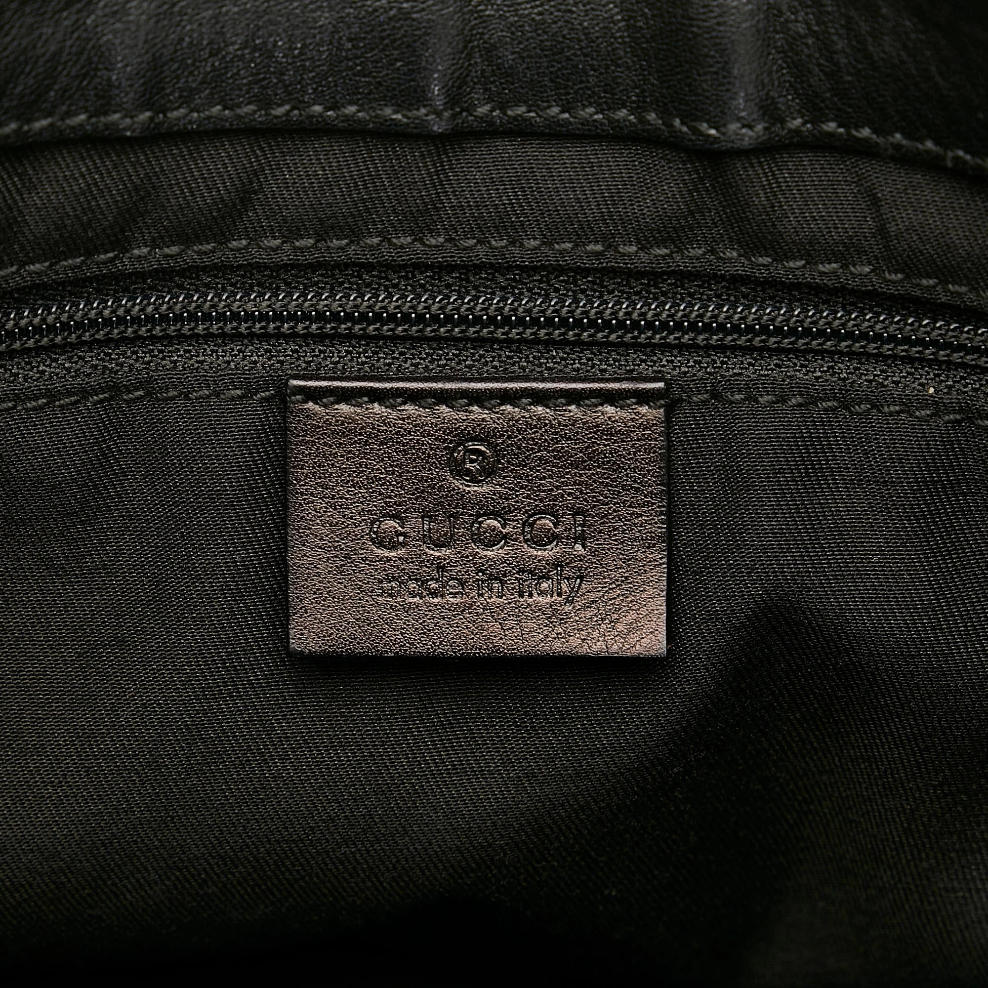 Gucci Abbey Leather Shoulder Bag (SHG-31858)