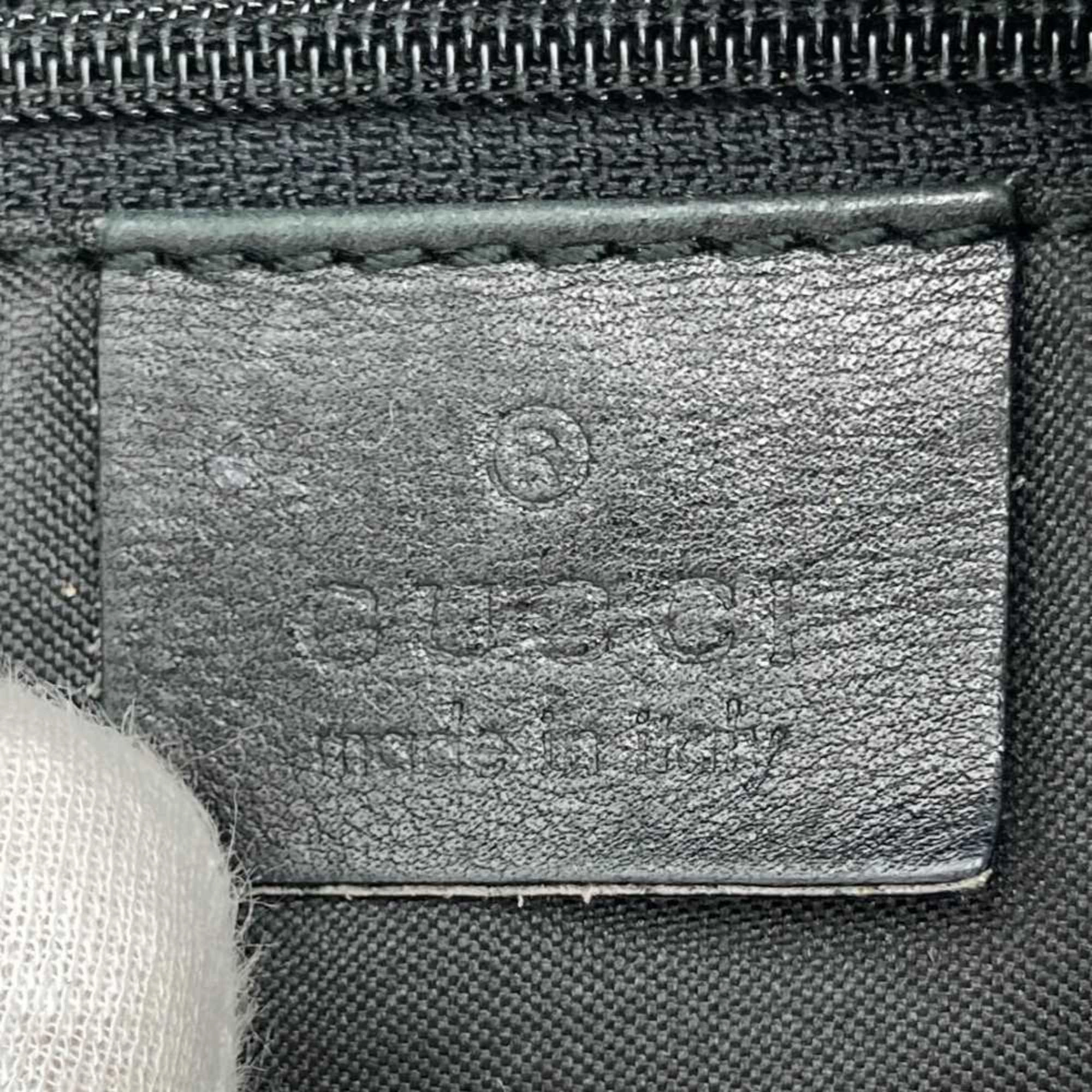 Gucci Bamboo Black Nylon Shoulder Bag ()