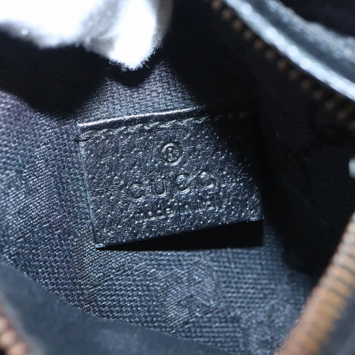 Gucci Black Canvas Shoulder Bag ()