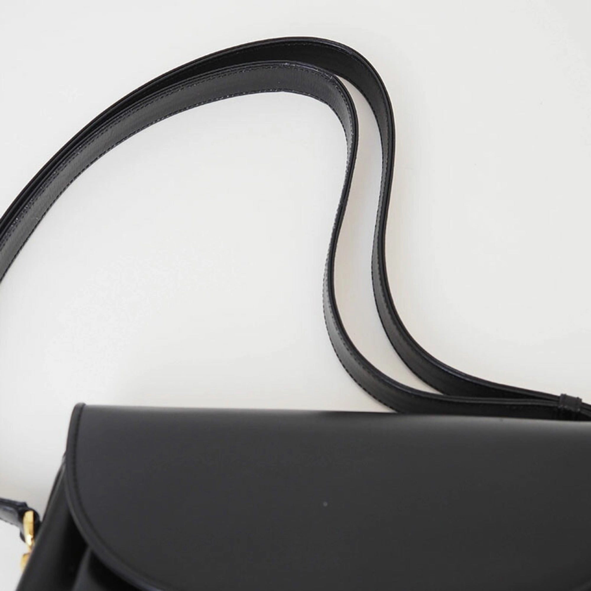 Gucci Black Leather Shoulder Bag ()