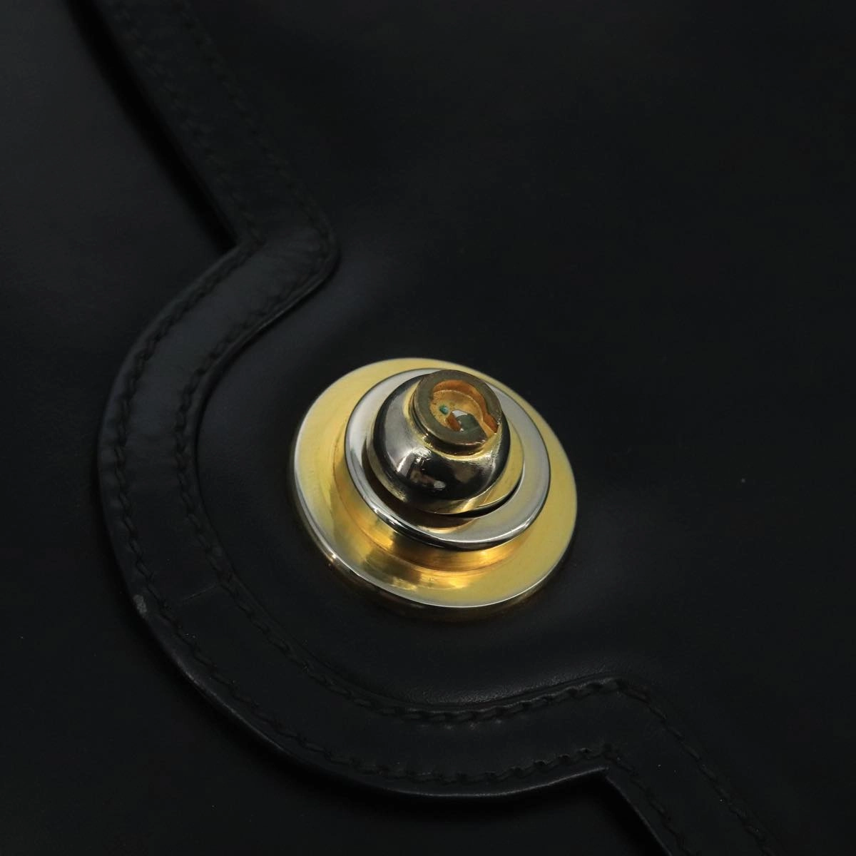 Gucci Black Leather Shoulder Bag ()