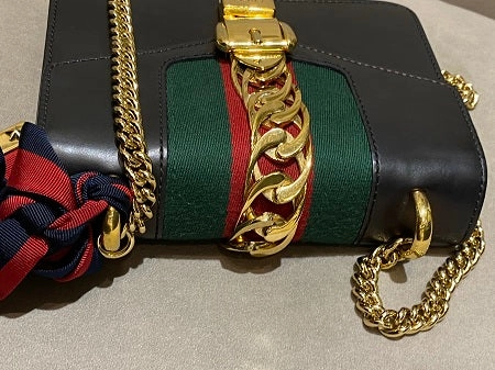 Gucci Black Sylvie Chain Crossbody Bag