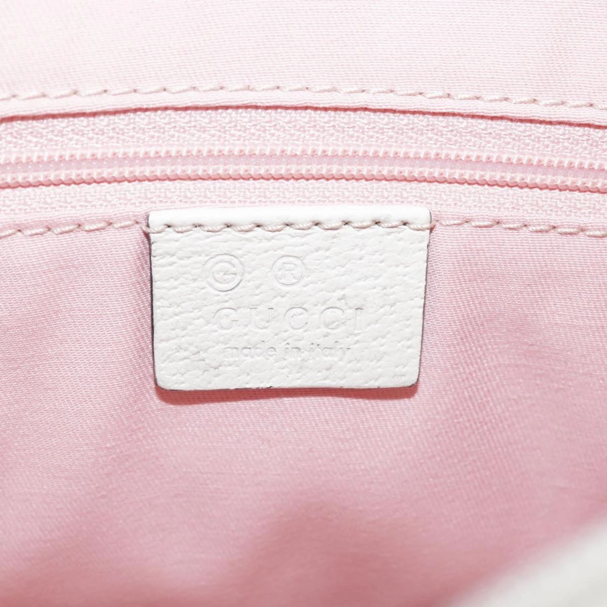 Gucci Crest Pink Leather Shoulder Bag ()