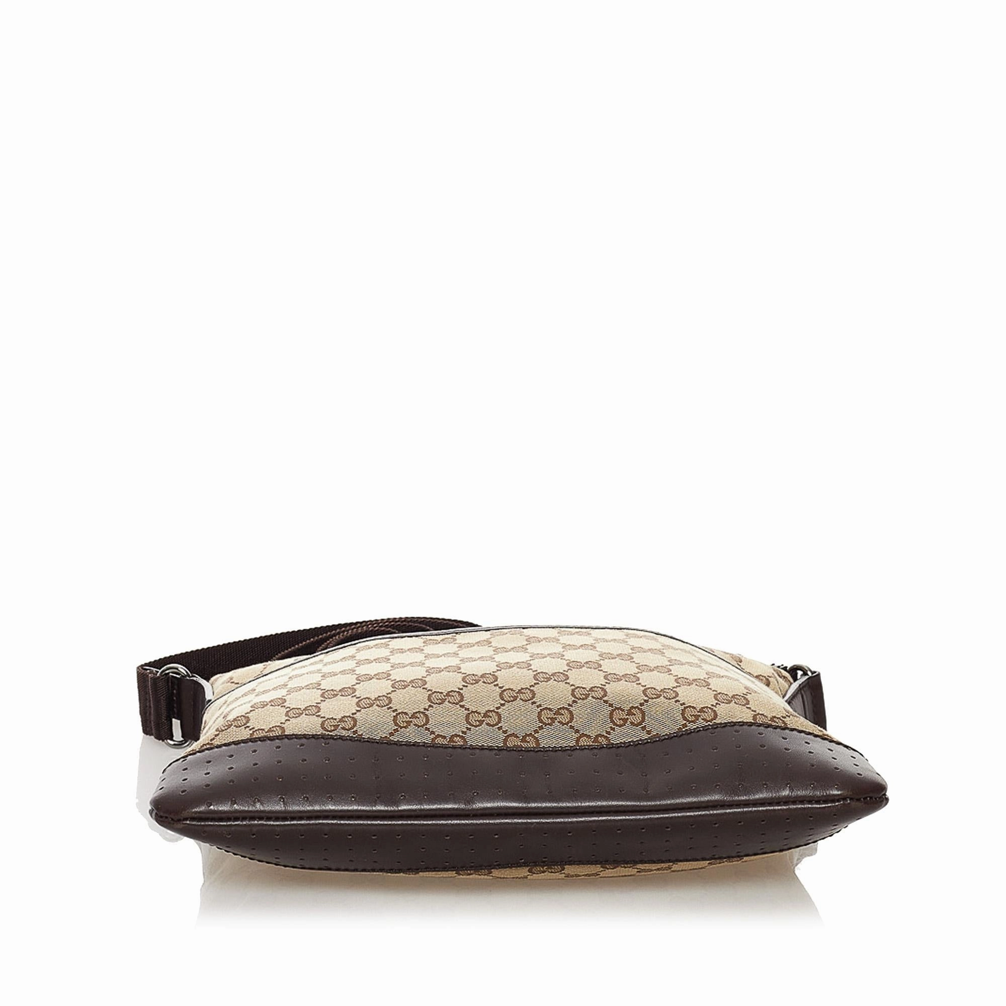 Gucci GG Canvas Crossbody Bag (SHG-32218)