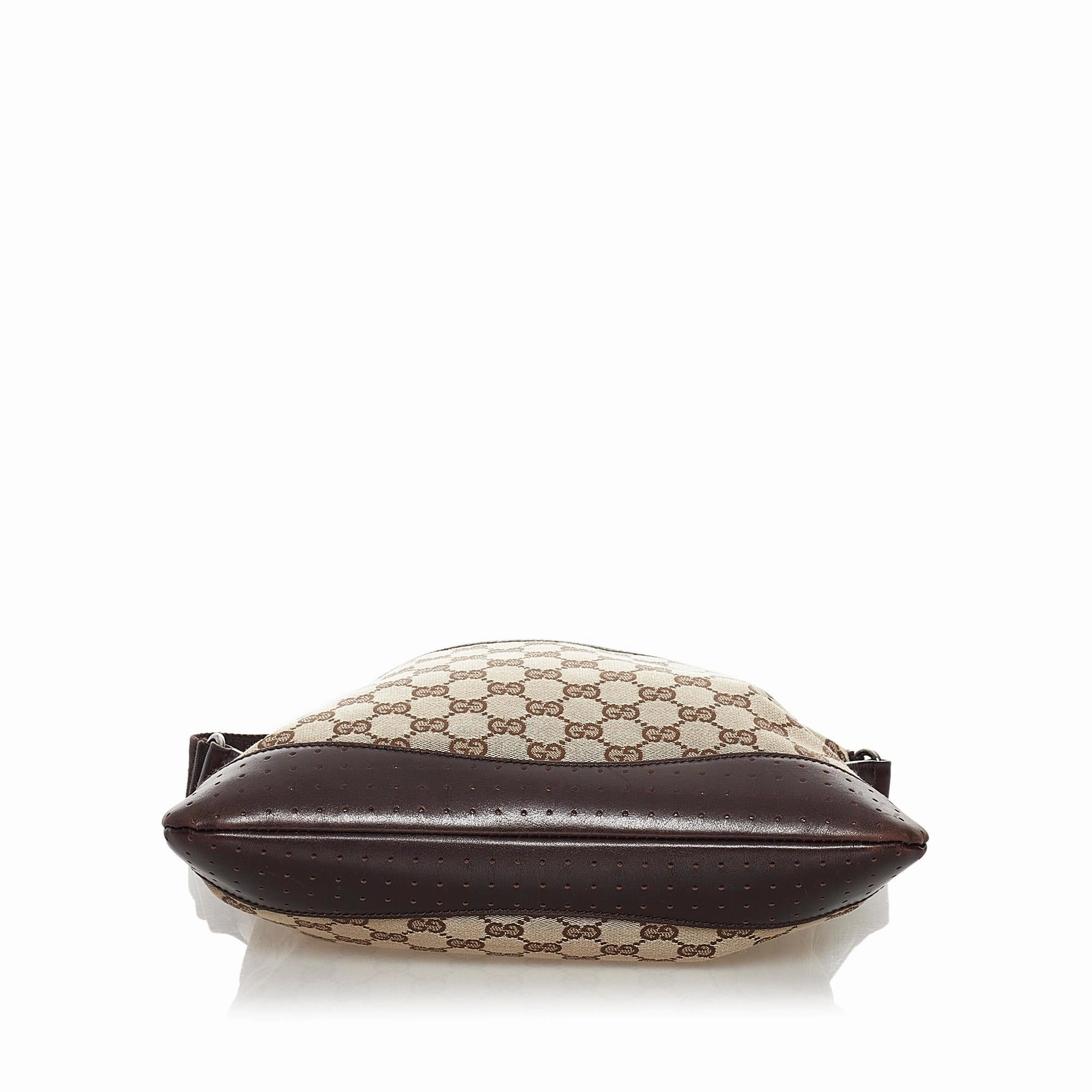 Gucci GG Canvas Crossbody Bag (SHG-32412)