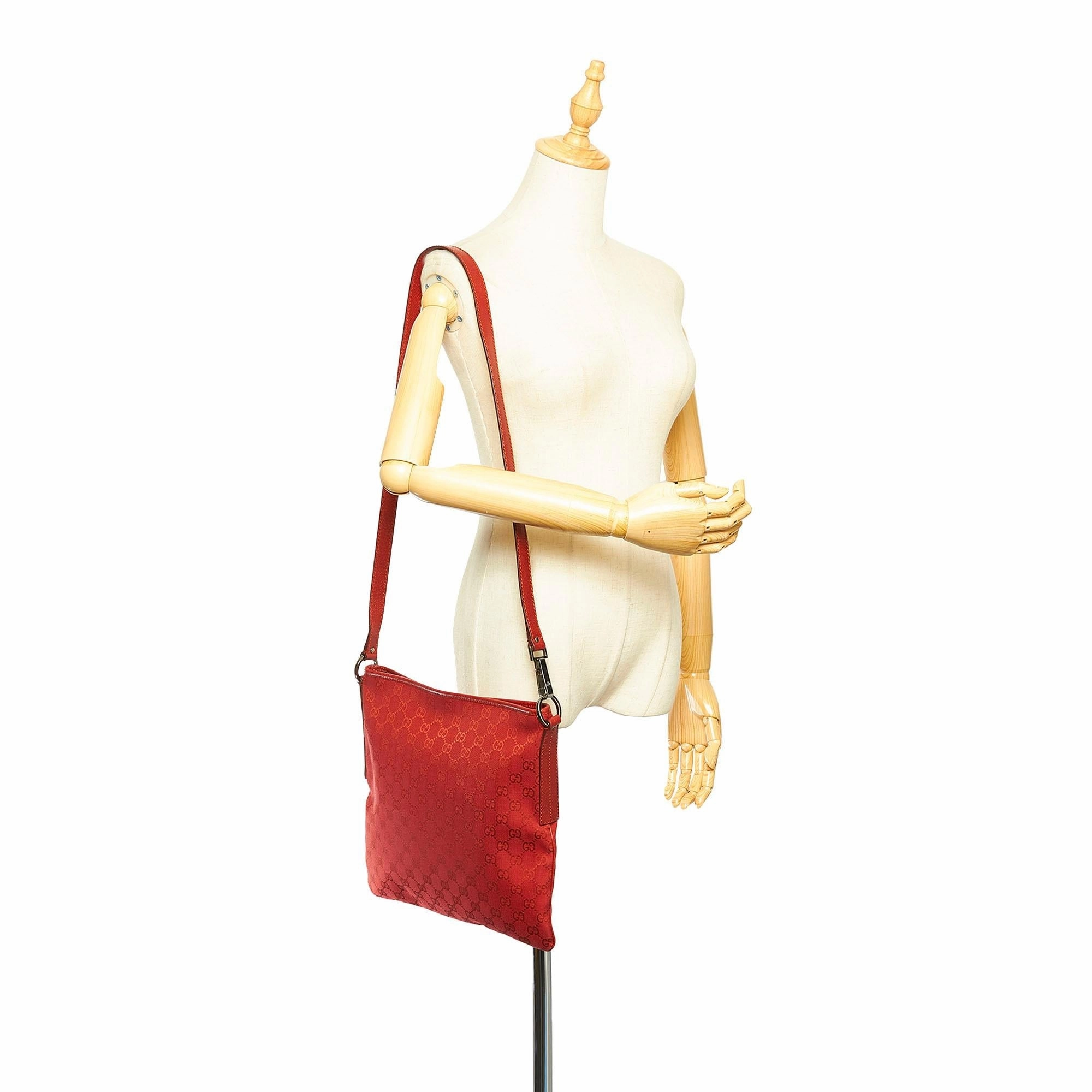 Gucci GG Canvas Crossbody Bag (SHG-32505)
