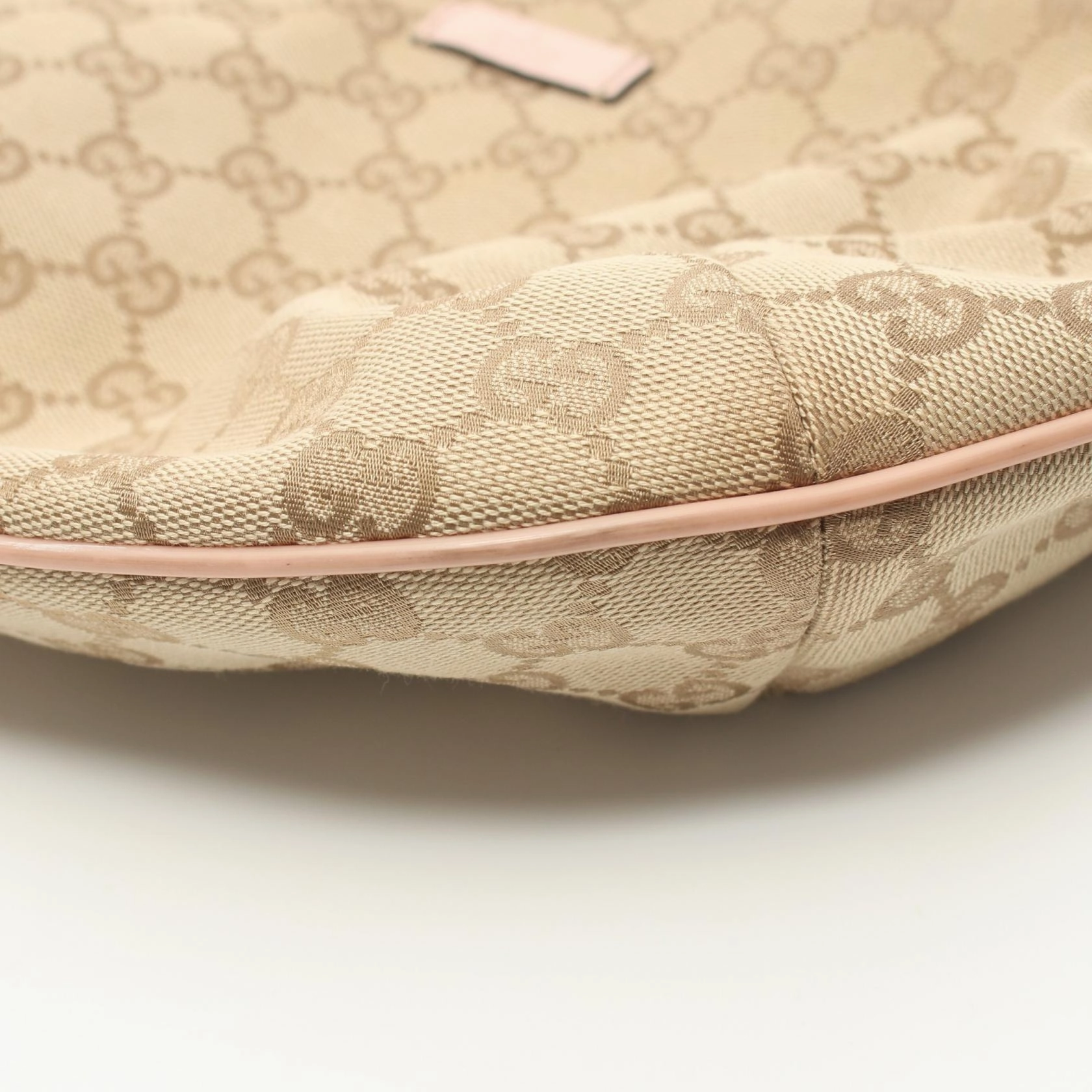 Gucci GG Canvas Leather Shoulder Bag 181092
