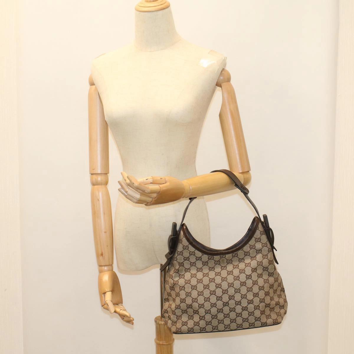 GUCCI GG Canvas Shoulder Bag Beige 107752  8859