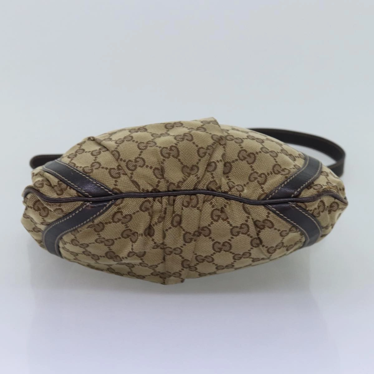 Gucci Gg Canvas Shoulder Bag Beige