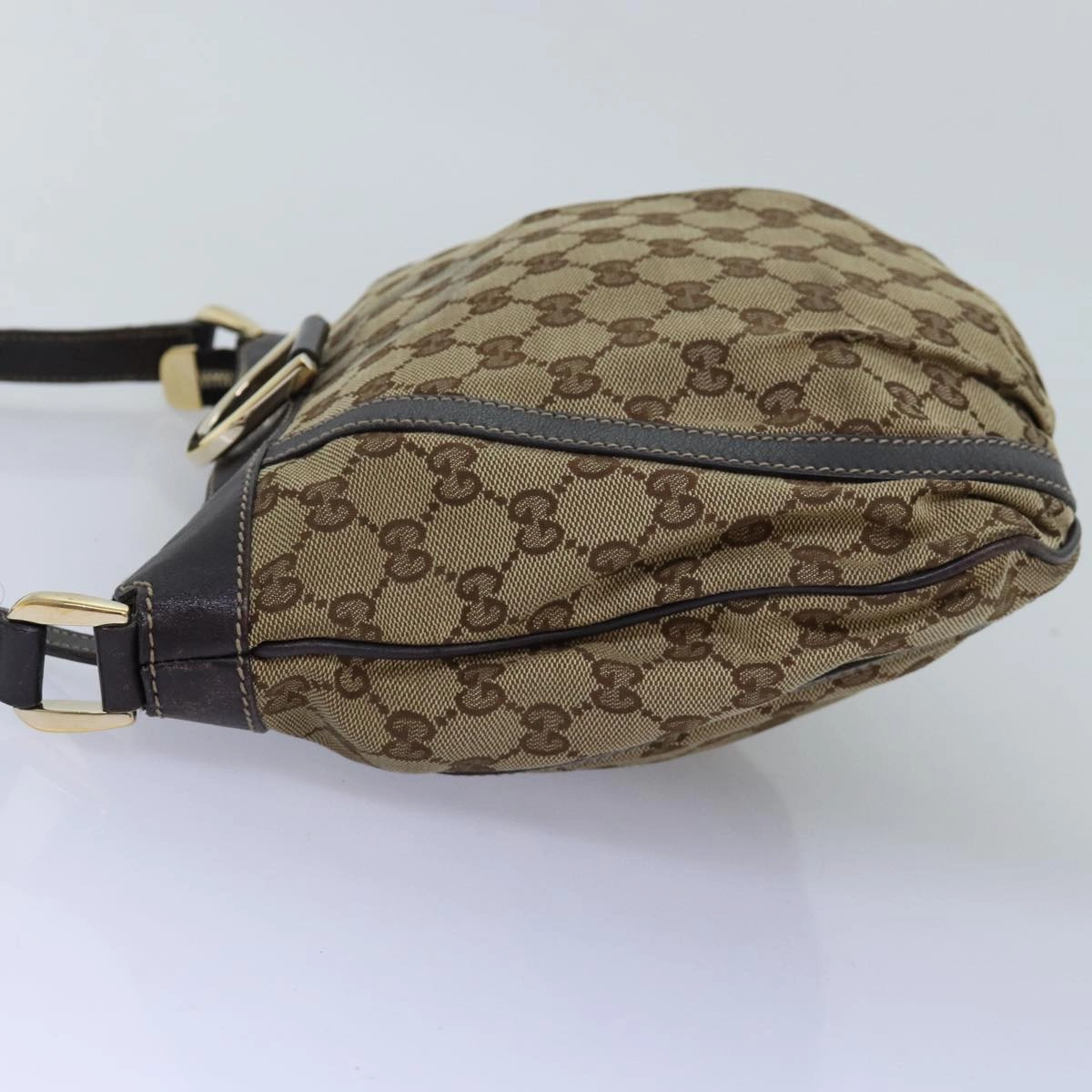 Gucci Gg Canvas Shoulder Bag Beige