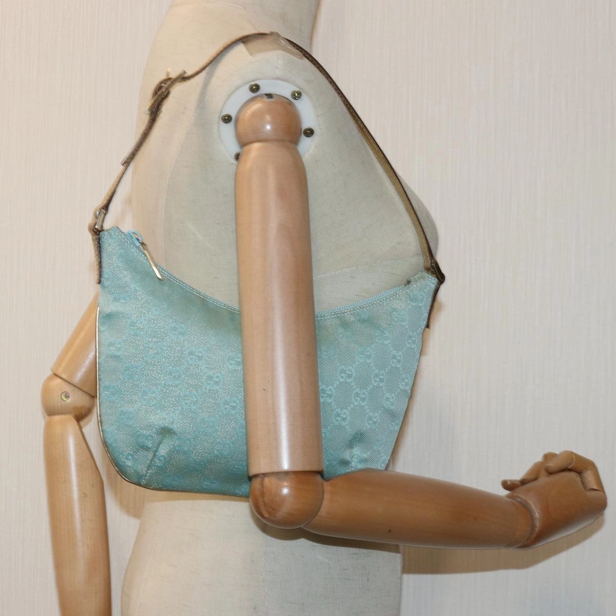 GUCCI GG Canvas Shoulder Bag Light Blue Gold 005 0813  85517