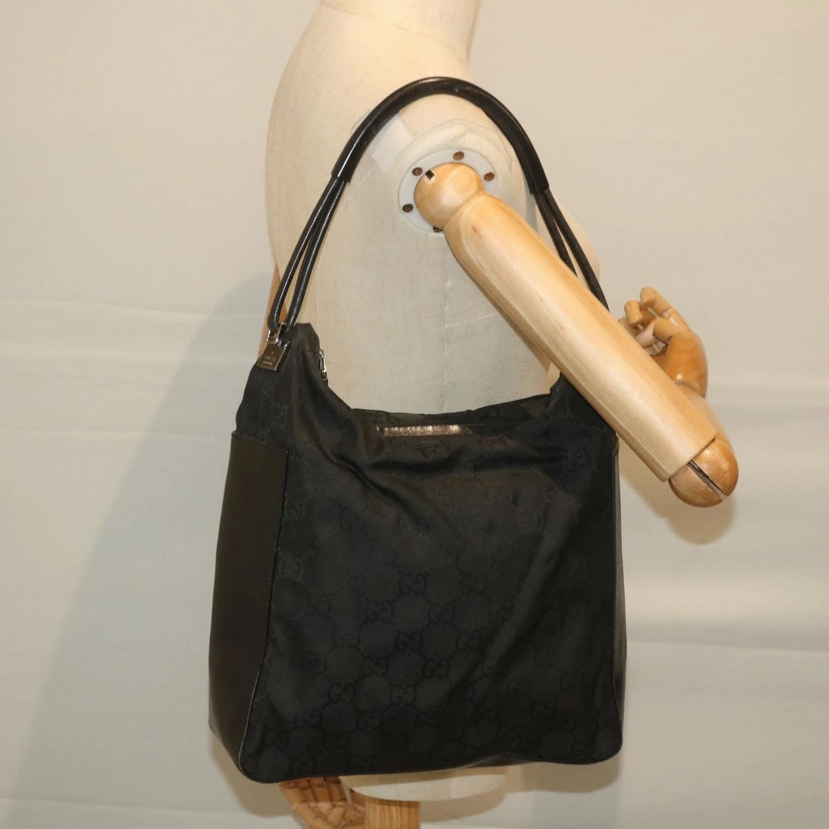 GUCCI GG Canvas Shoulder Bag Nylon Black 002 3770 200047  bs9277