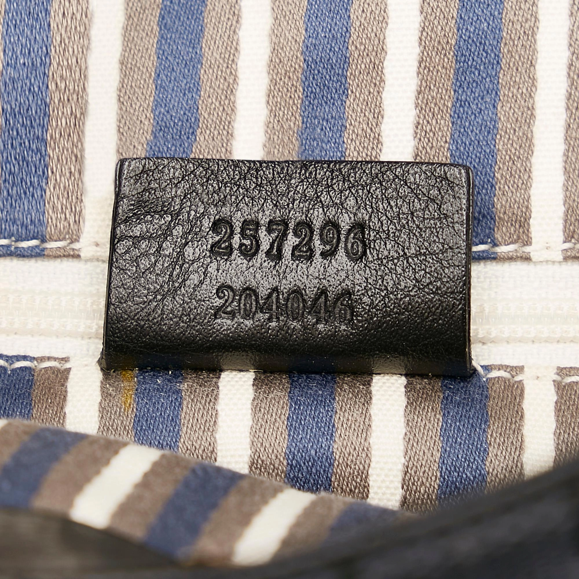 Gucci GG Canvas Shoulder Bag (SHG-33070)