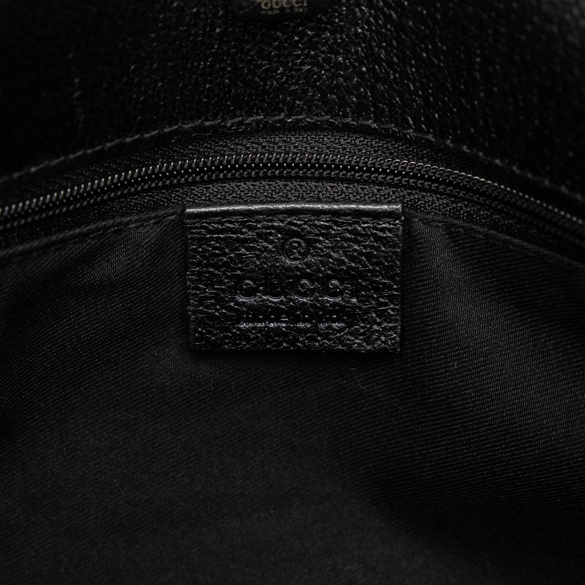Gucci GG Canvas Shoulder Bag (SHG-H0tGMn)