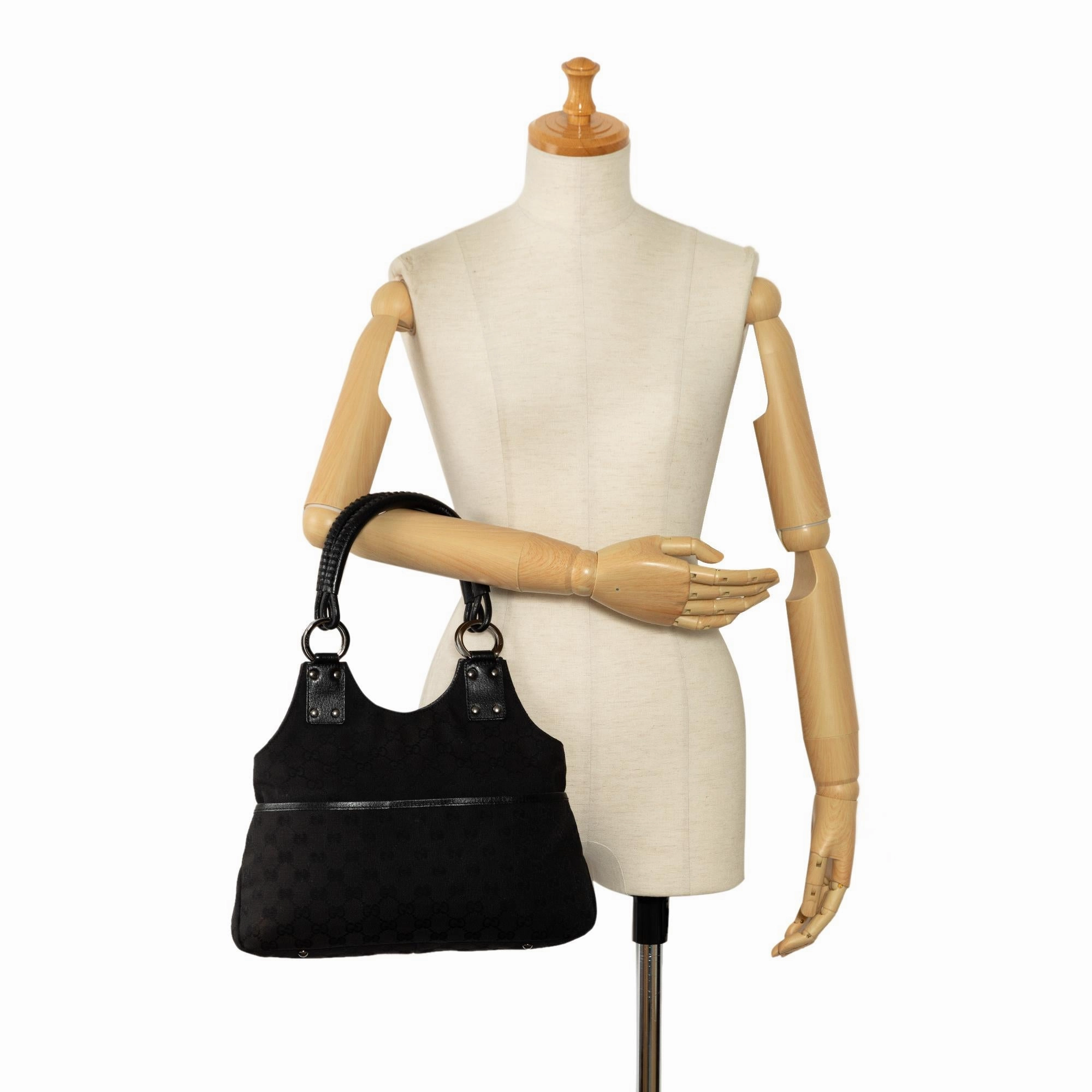 Gucci GG Canvas Shoulder Bag (SHG-H0tGMn)
