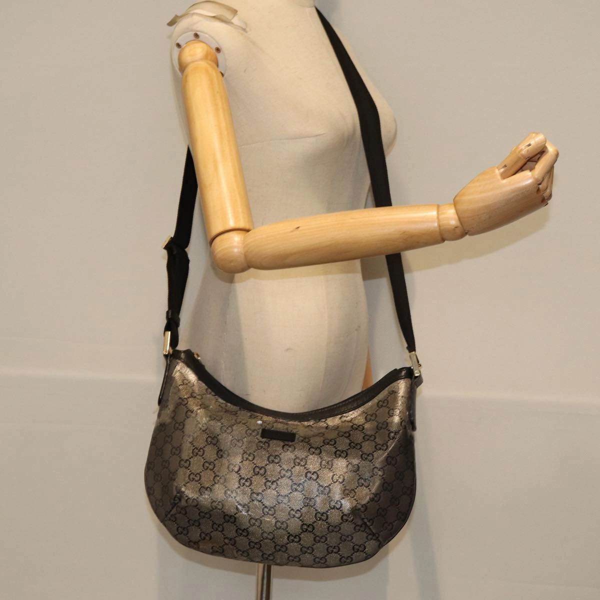GUCCI GG Crystal Shoulder Bag Gold Navy 181092  85615