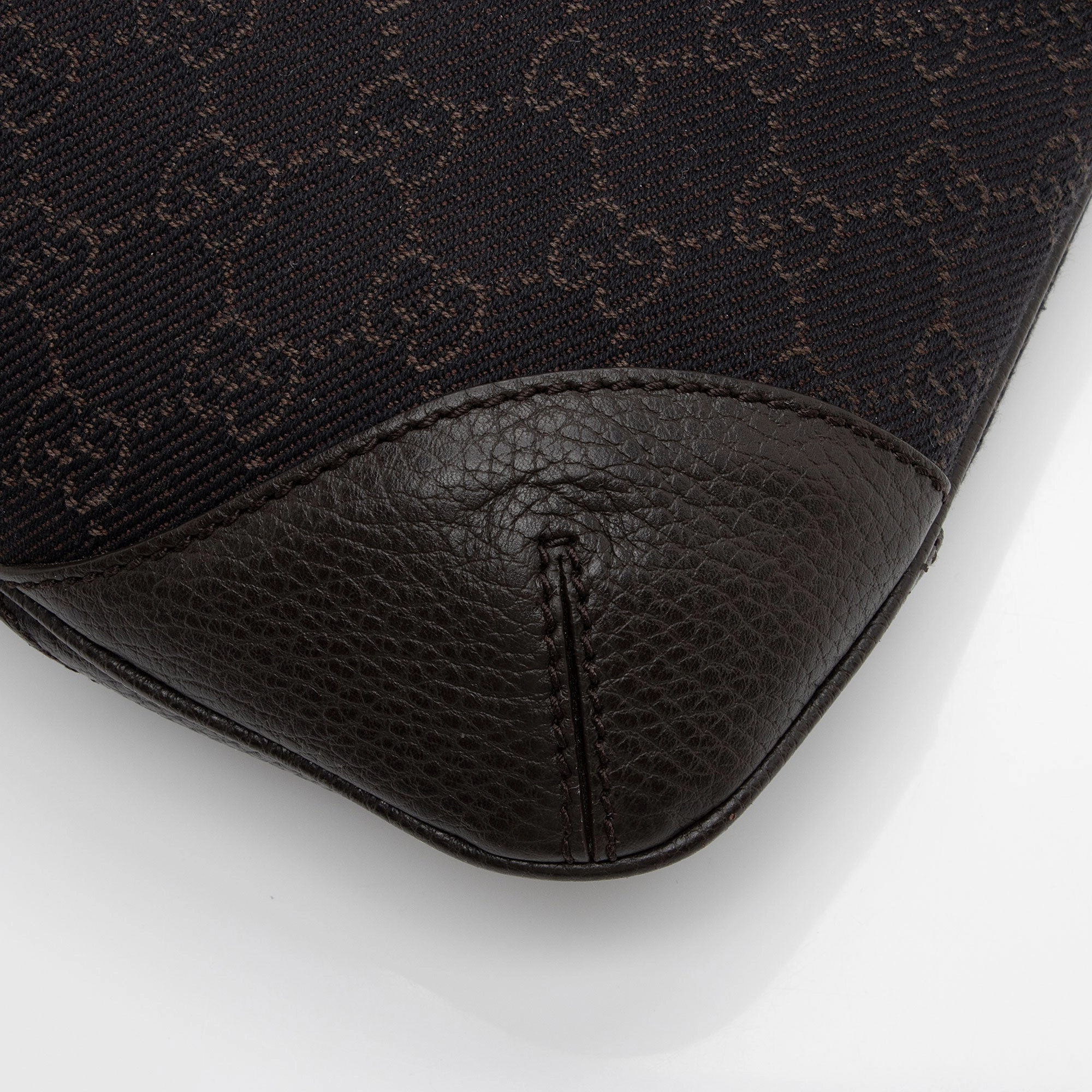 Gucci GG Denim Shoulder Bag (SHF-mP1GGZ)
