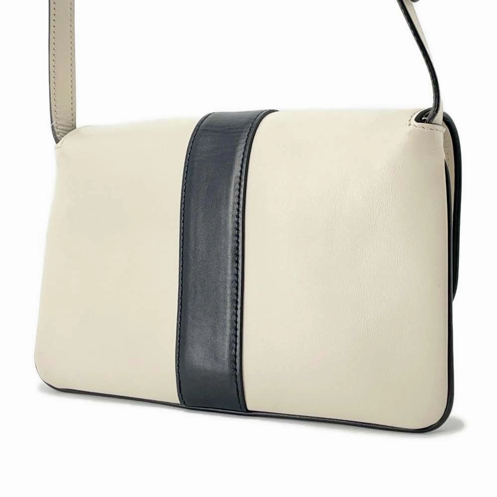 GUCCI GG Marmont Alley Shoulder Bag White550129 Leather Size Small