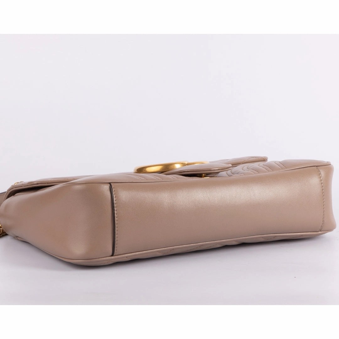 Gucci GG Marmont Medium Shoulder bag