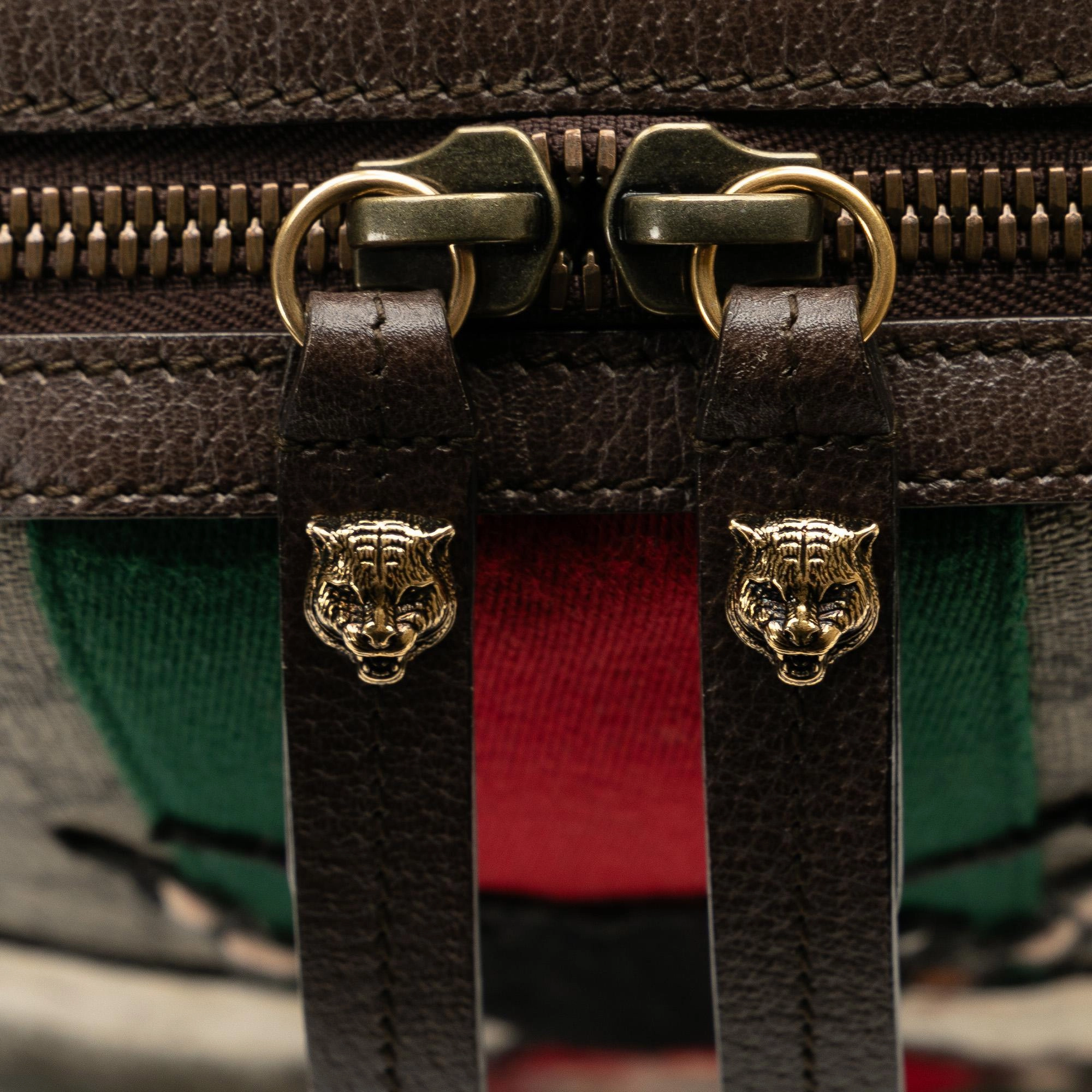 Gucci GG Supreme Animalier Web Backpack (SHG-TR6kCr)