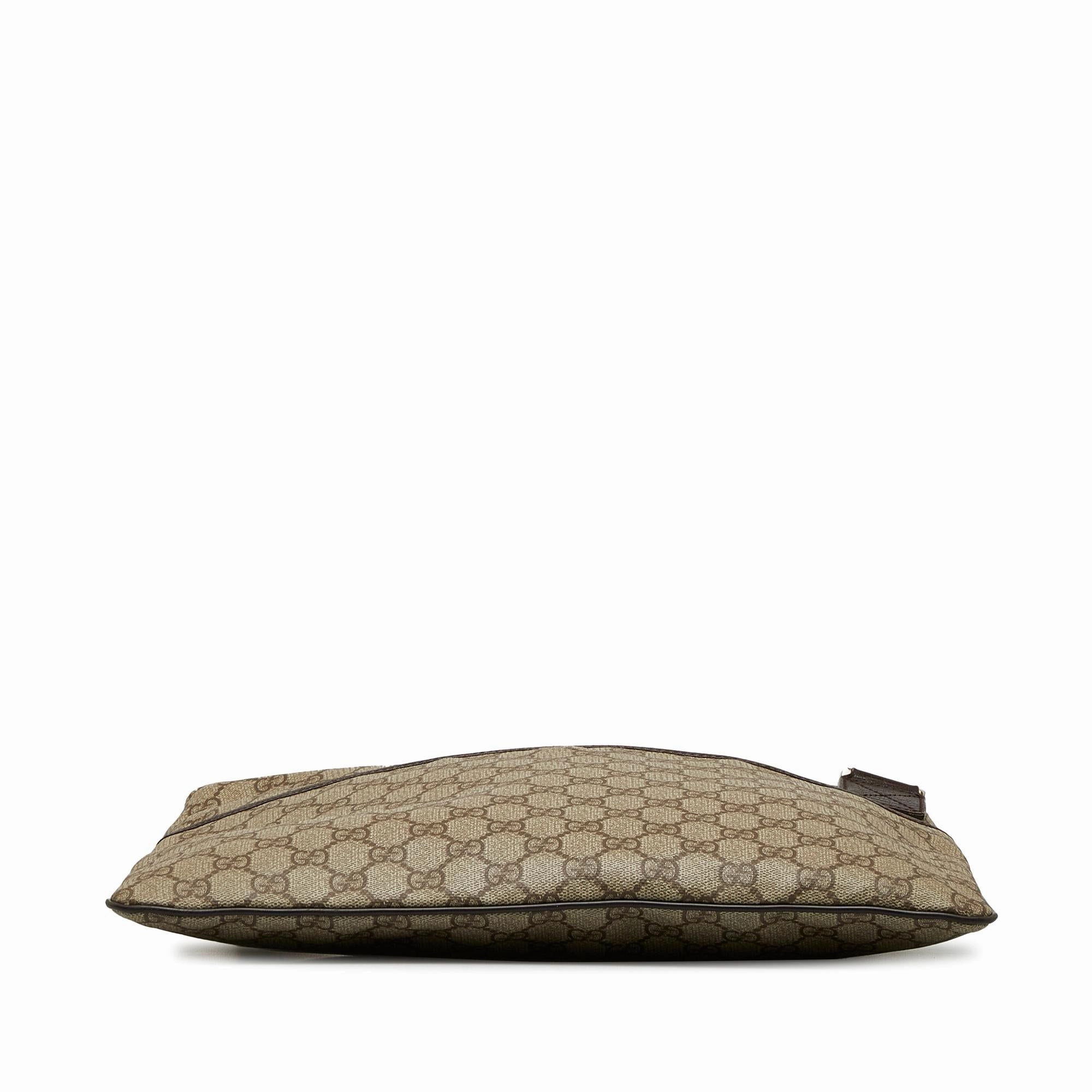 Gucci GG Supreme Crossbody Bag (SHG-P35zbi)